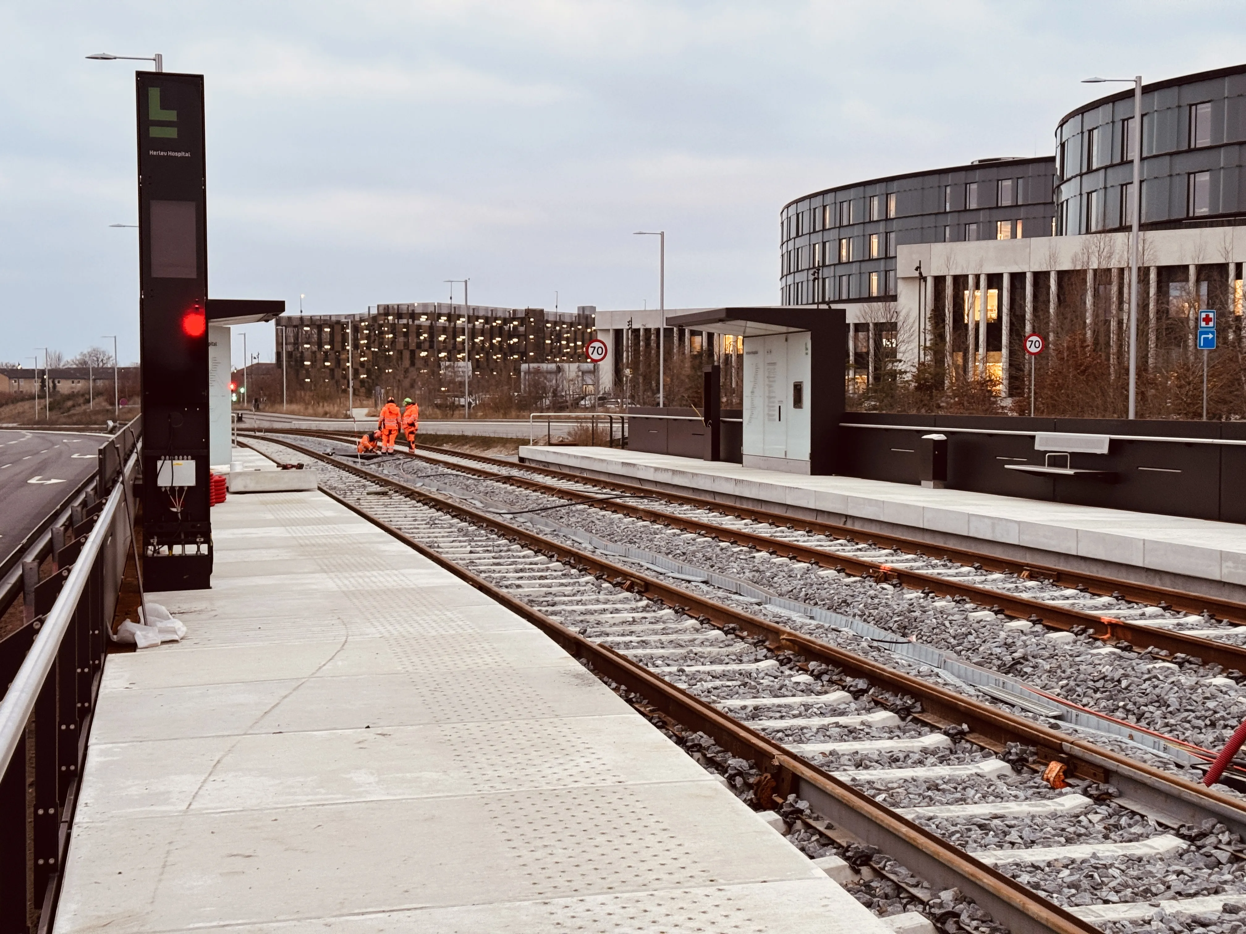 Billede af Herlev Hospital Letbanestation. Billede af Herlev Hospital Letbanestation.