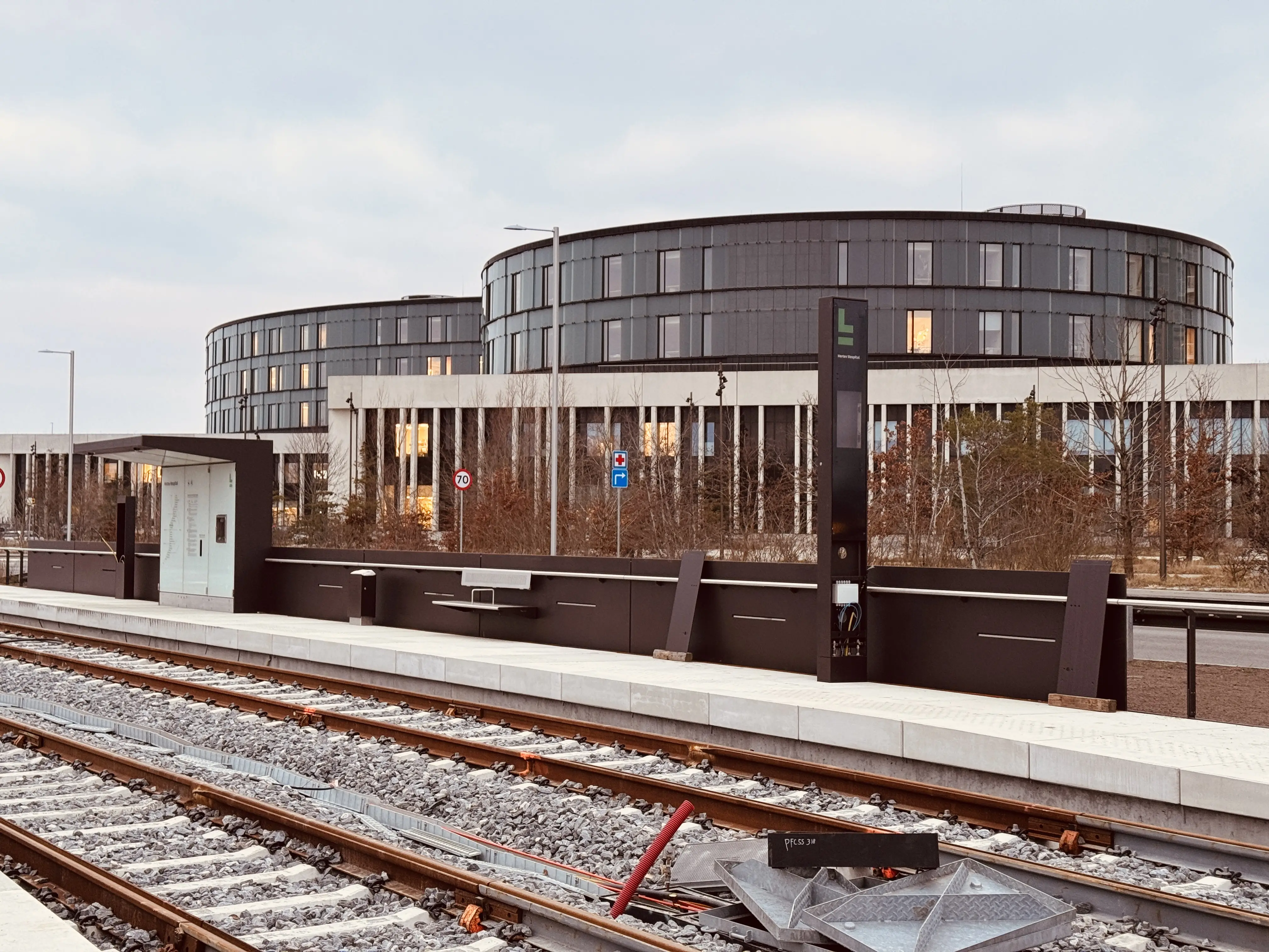 Billede af Herlev Hospital Letbanestation. Billede af Herlev Hospital Letbanestation.