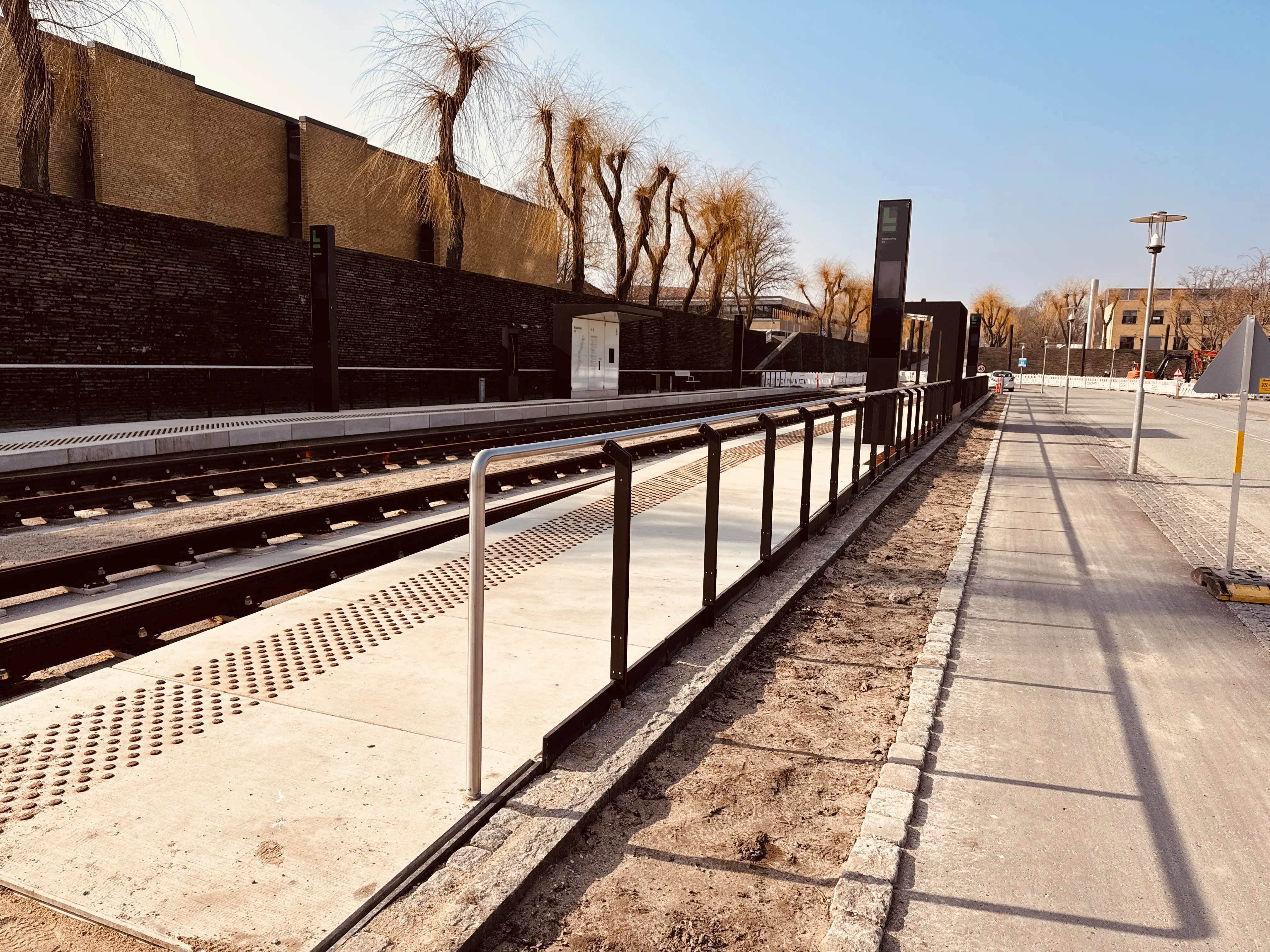 Billede af Akademivej DTU Letbanestation. Billede af Akademivej DTU Letbanestation.