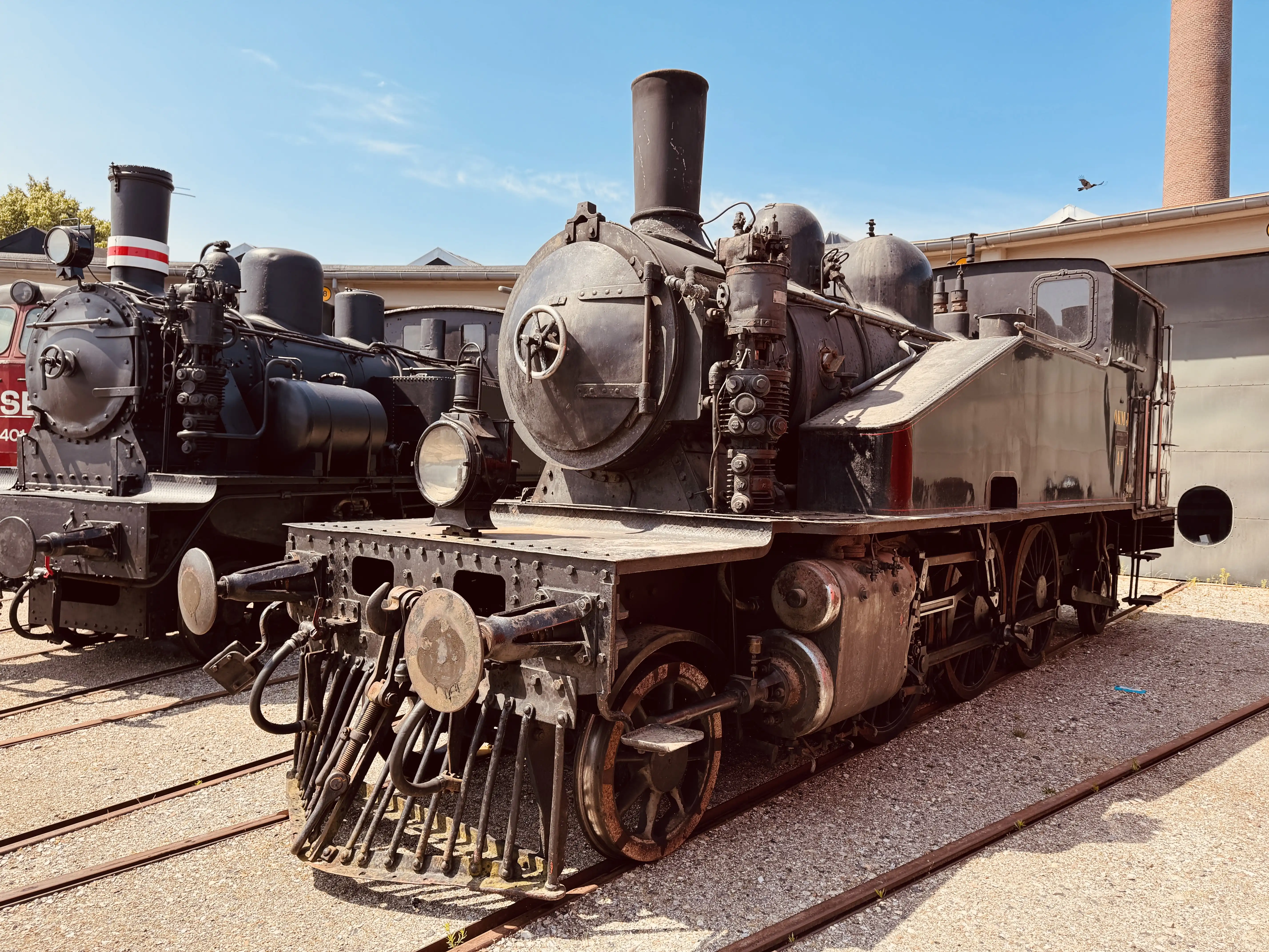 Her er museets seneste erhvervelse i form af OKMJ 14, som tidligere kørte på Odense-Kerteminde-Martofte Jernbane, og har holdt til i selv samme remise, som museet holder til i dag.