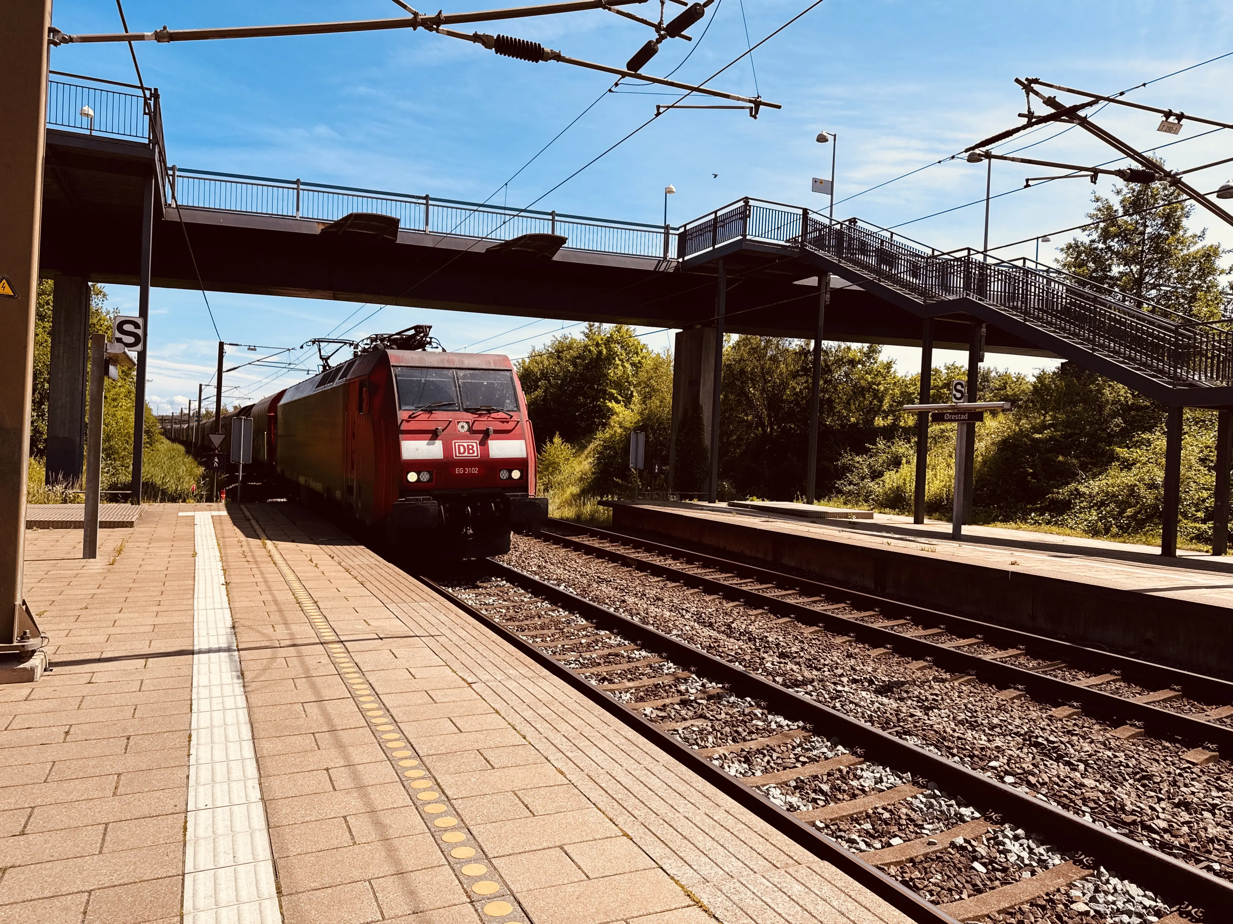 Billede af DBCSC EG 3102, tidligere DSB EG 3102 fotograferet ud for Ørestad Trinbræt.