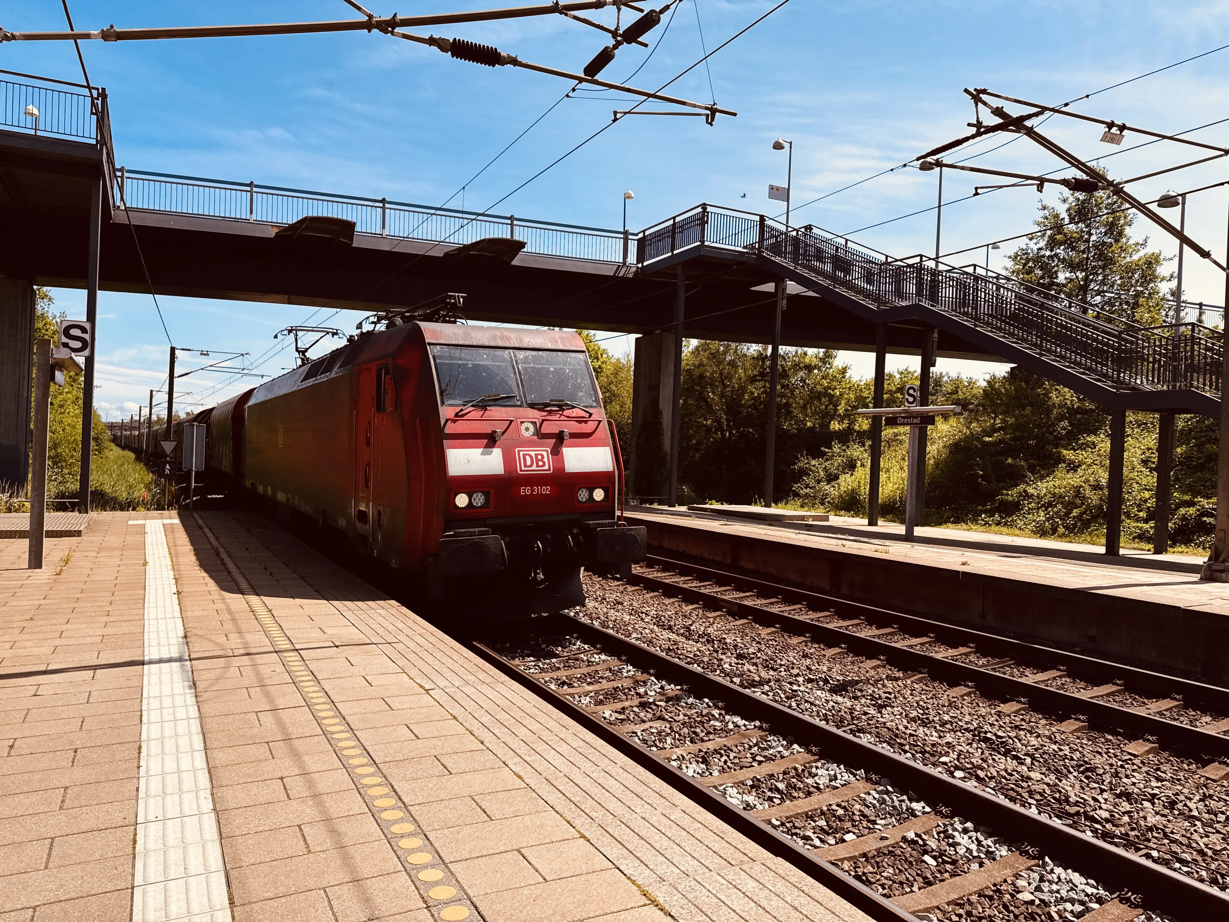 Billede af DBCSC EG 3102, tidligere DSB EG 3102 fotograferet ud for Ørestad Trinbræt.