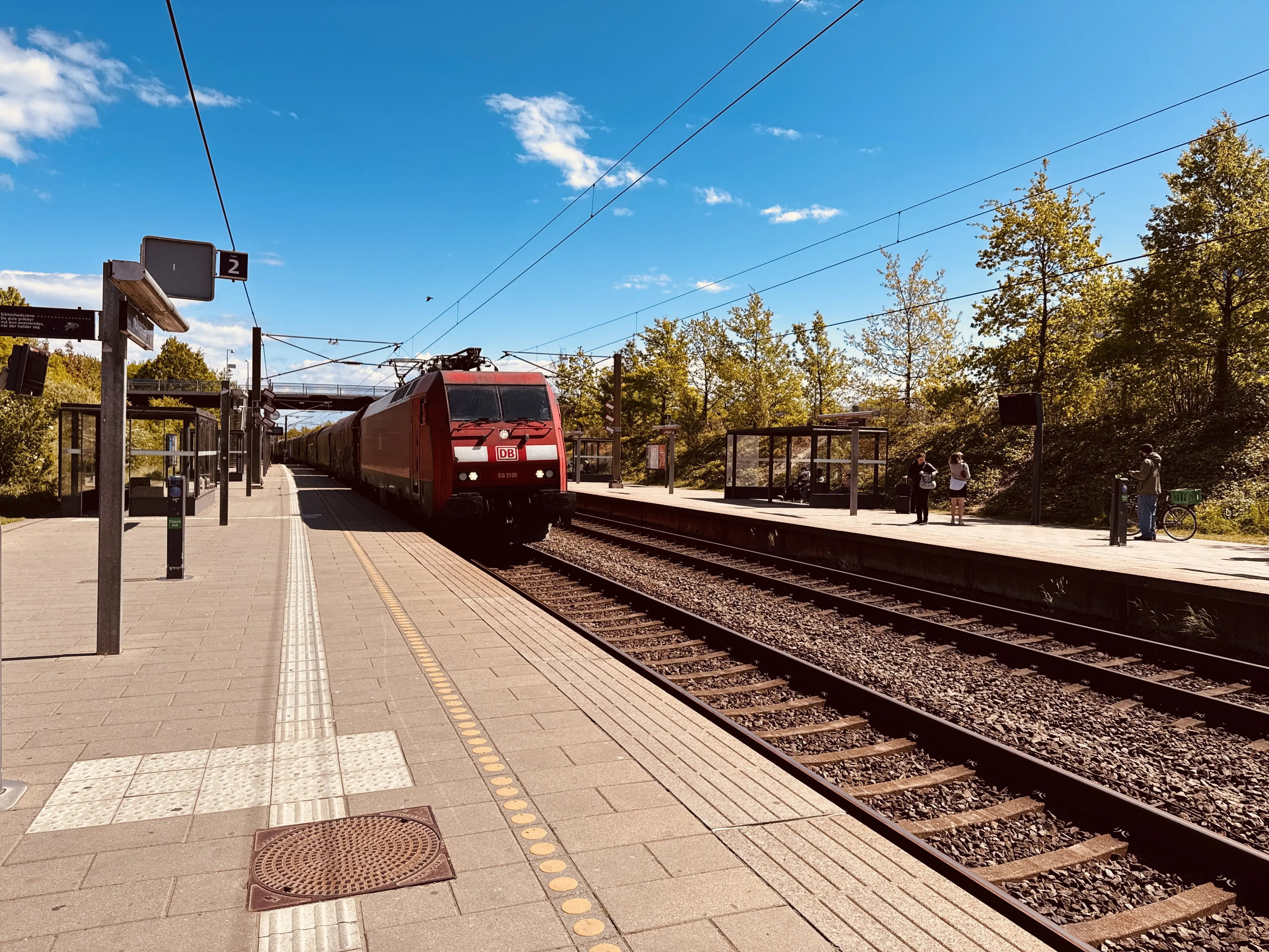 Billede af DBCSC EG 3105, tidligere DSB EG 3105 fotograferet ud for Ørestad Trinbræt. Billede af DBCSC EG 3105, tidligere DSB EG 3105 fotograferet ud for Ørestad Trinbræt.