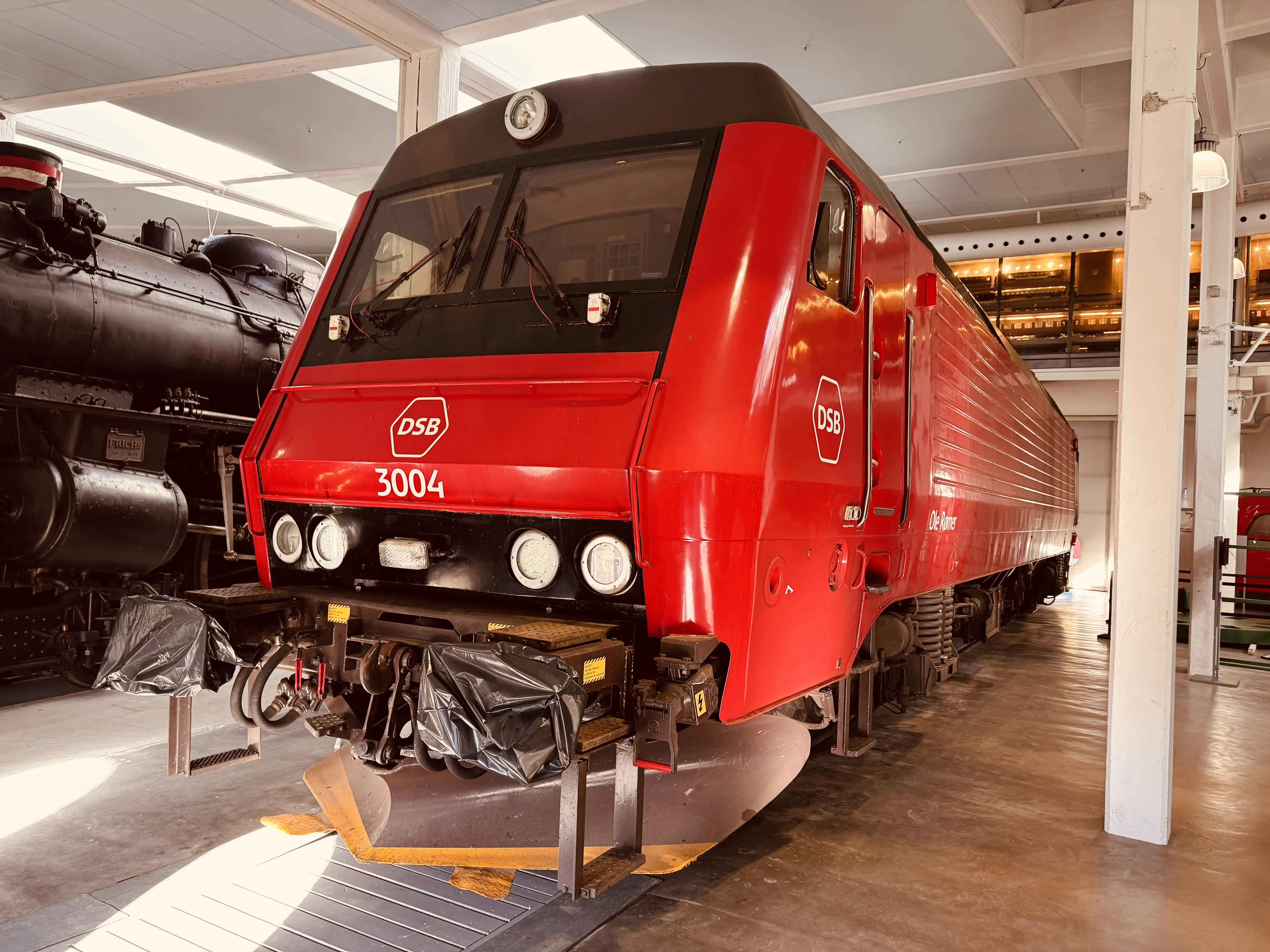 Billede af DSB EA 3004 fotograferet på Danmarks Jernbanemuseum i Odense. Billede af DSB EA 3004 fotograferet på Danmarks Jernbanemuseum i Odense.