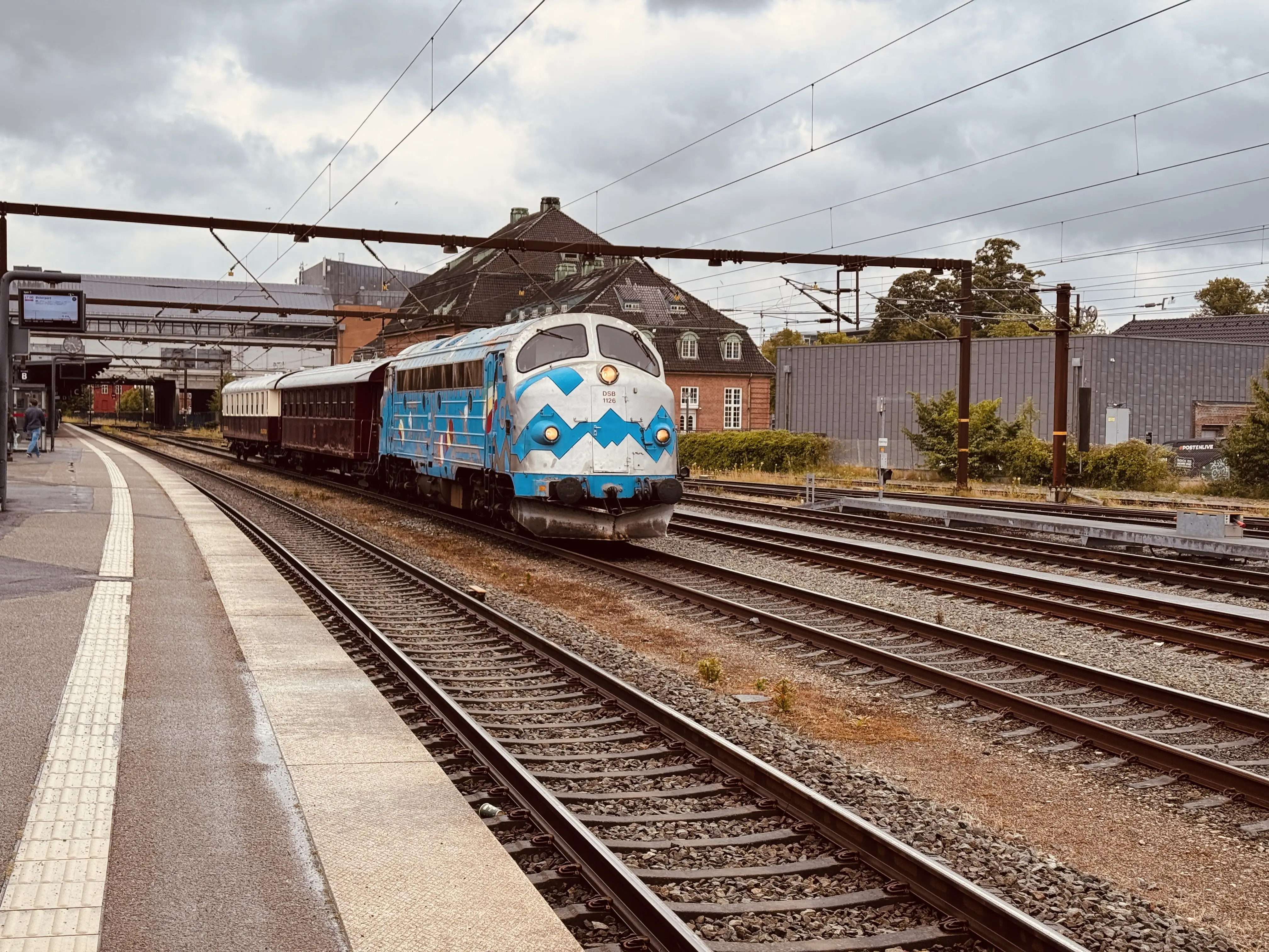 Billede af DSB MY 1126 fotograferet ud for Odense Banegård Center.