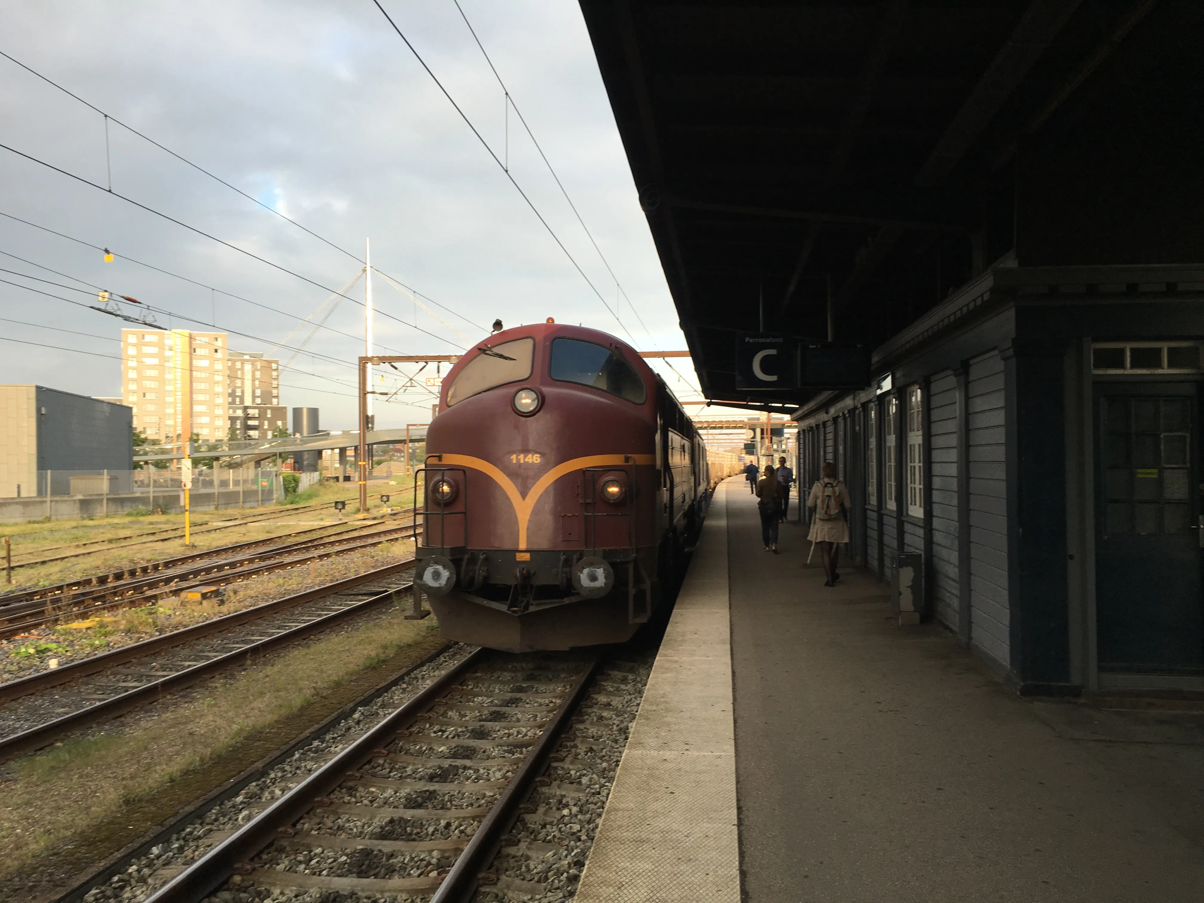 Billede af CFLCD MY 1146, tidligere DSB MY 1146 fotograferet ud for Odense Banegård Center. Billede af CFLCD MY 1146, tidligere DSB MY 1146 fotograferet ud for Odense Banegård Center.