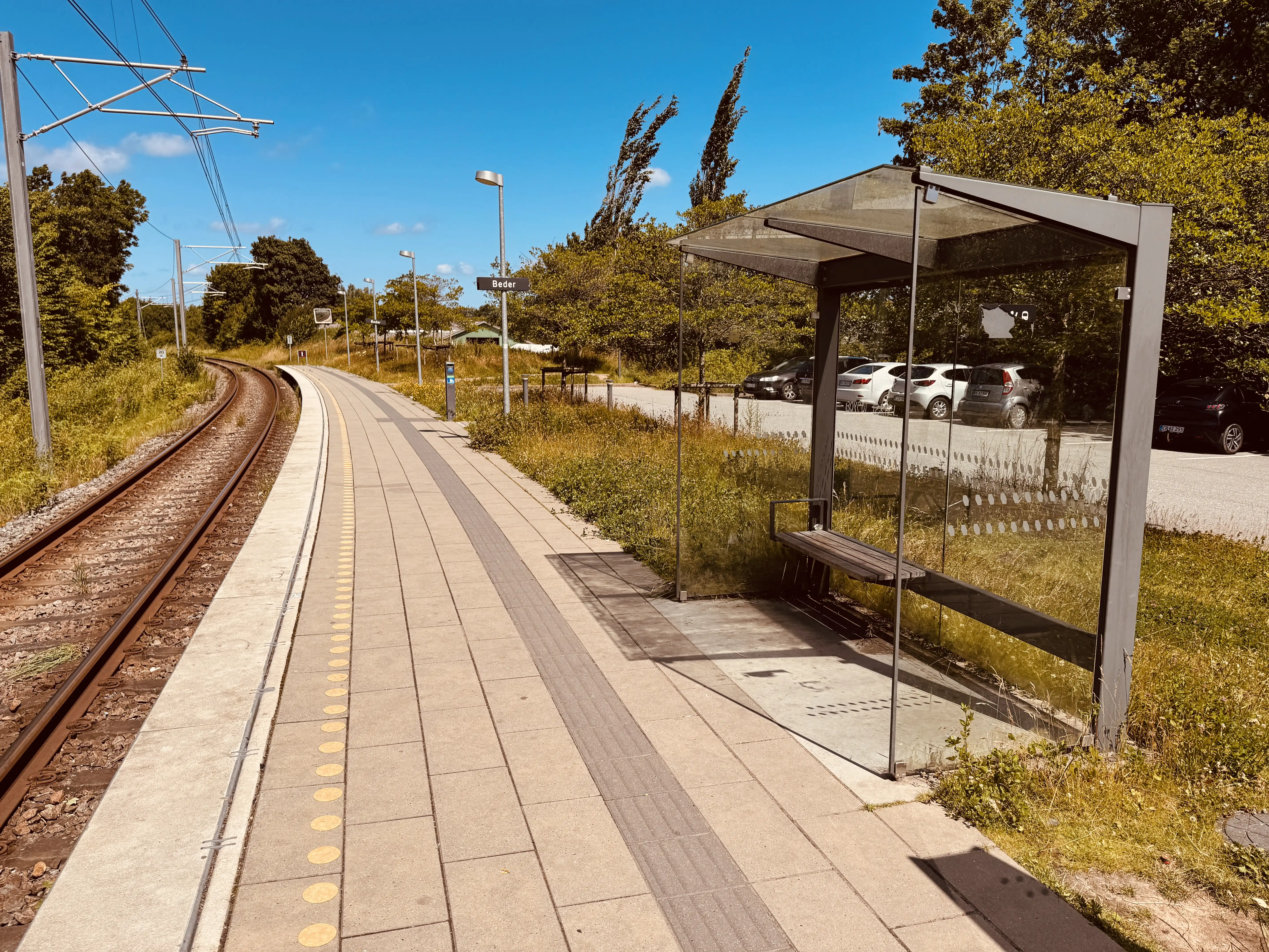 Billede af Beder Letbanestation. Billede af Beder Letbanestation.