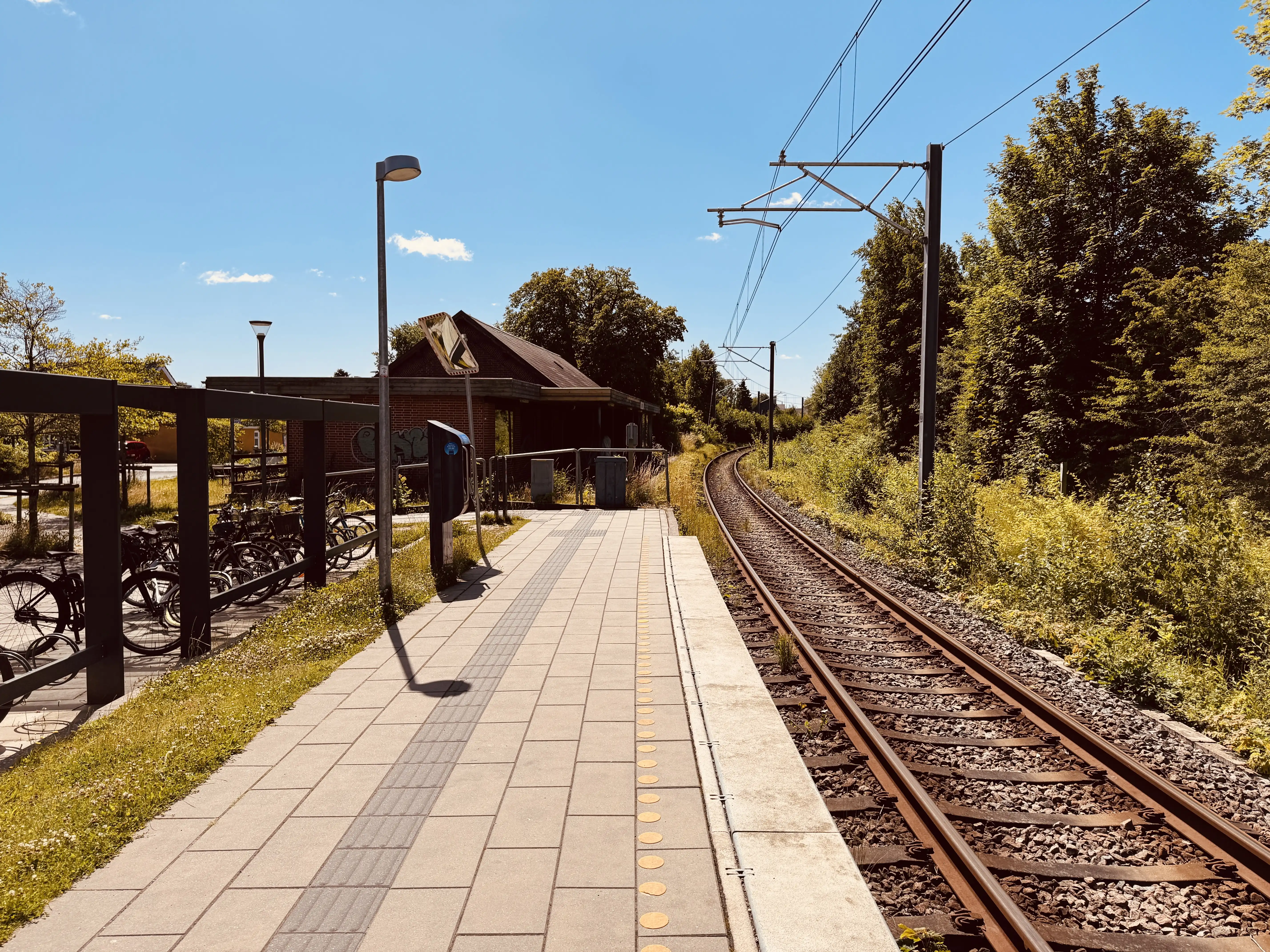 Billede af Beder Letbanestation. Billede af Beder Letbanestation.