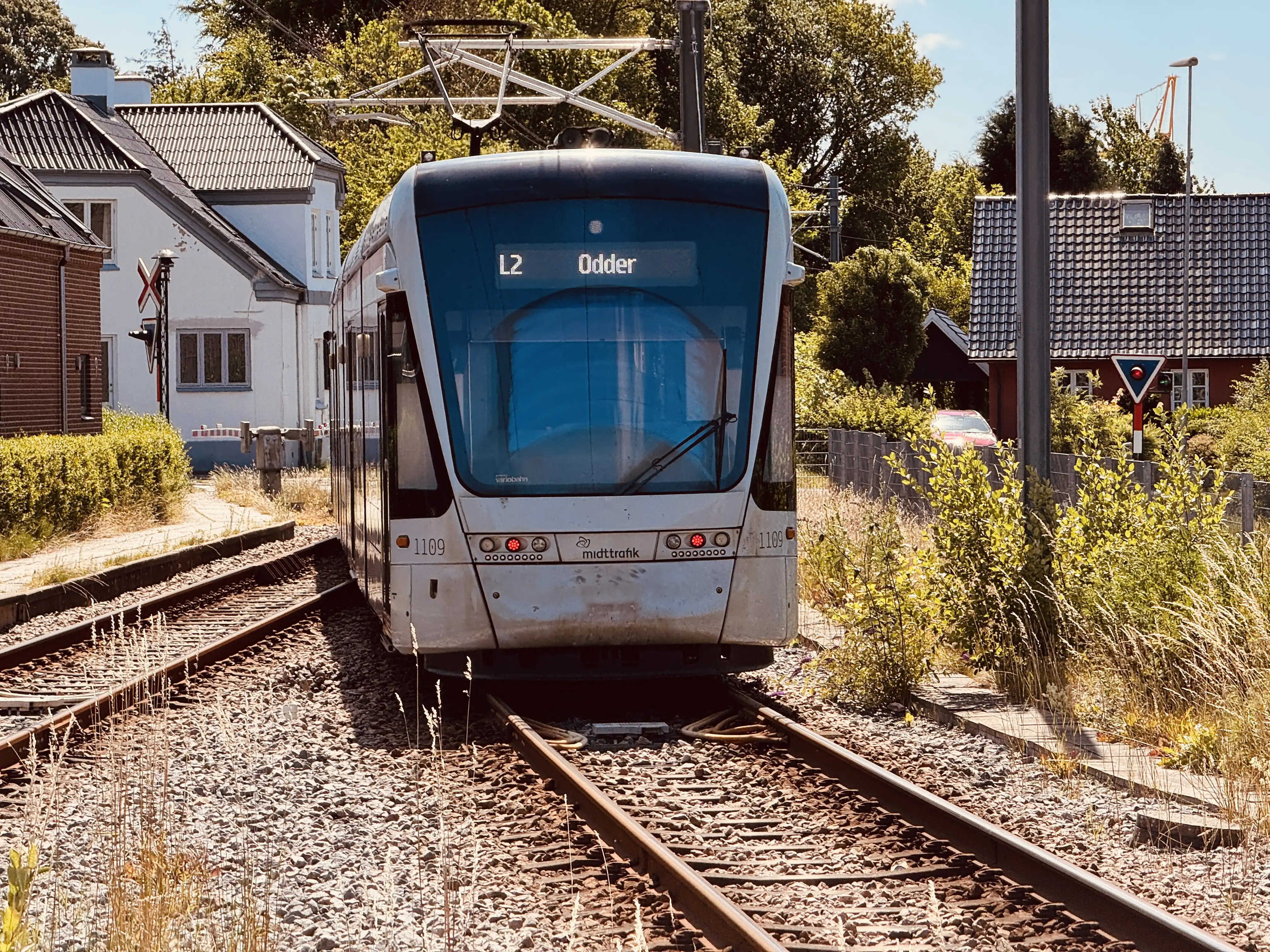 Billede af Aarhus Letbane togsæt 1109 fotograferet ud for Malling Letbanestation.