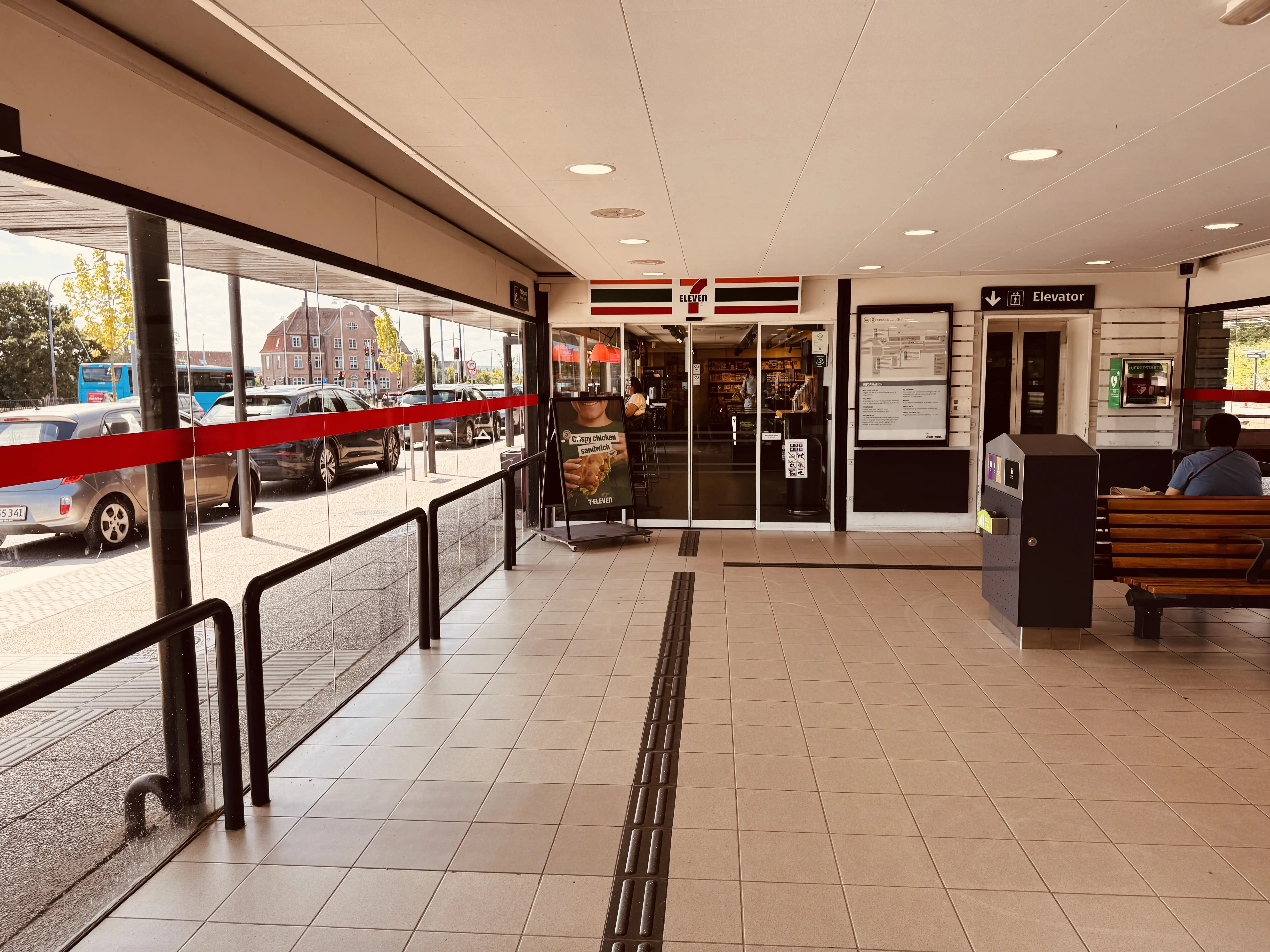 Billede af Skanderborg Station. Billede af Skanderborg Station.