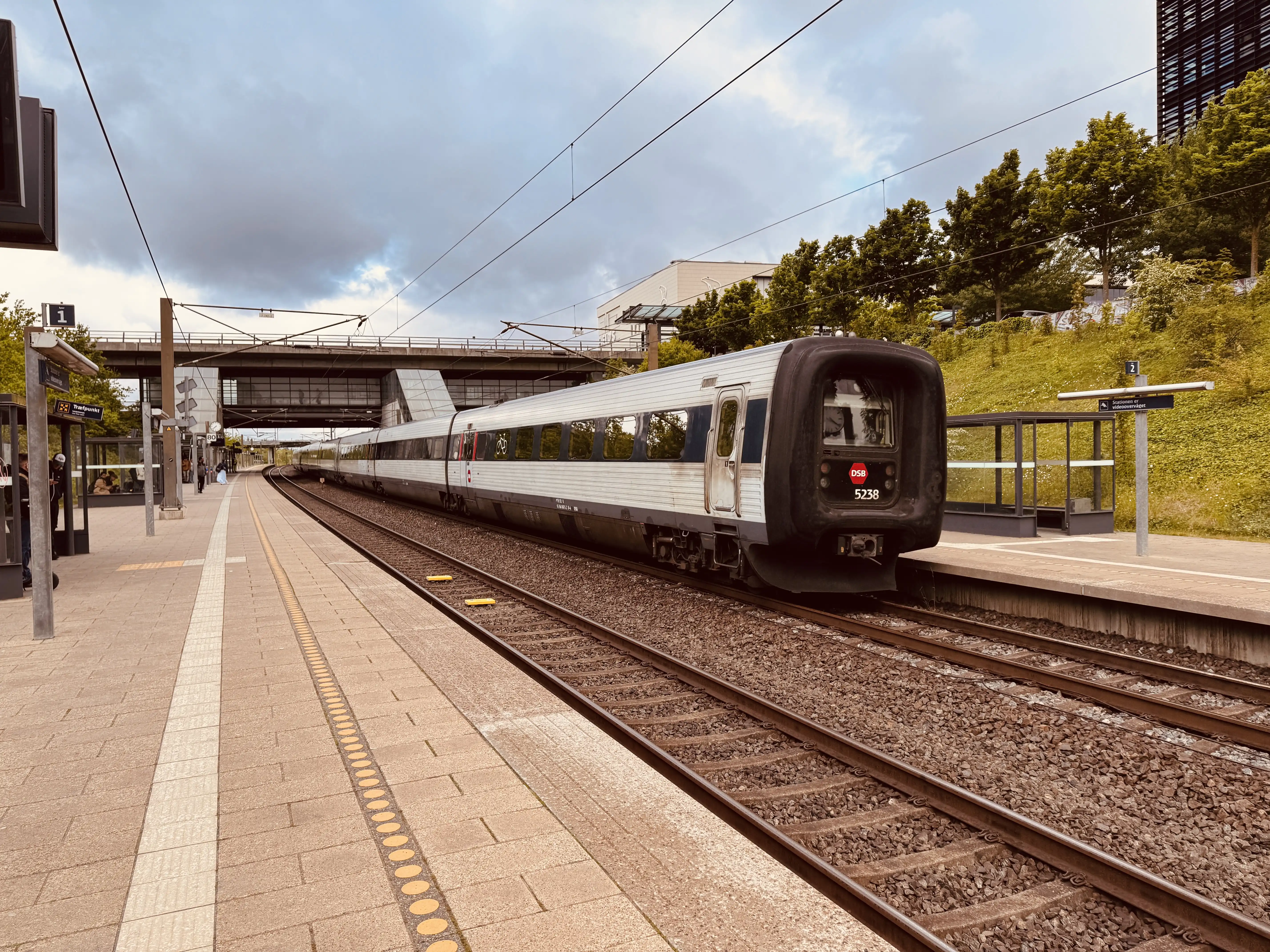 Billede af DSB MF 5038 fotograferet ud for Ørestad Trinbræt.