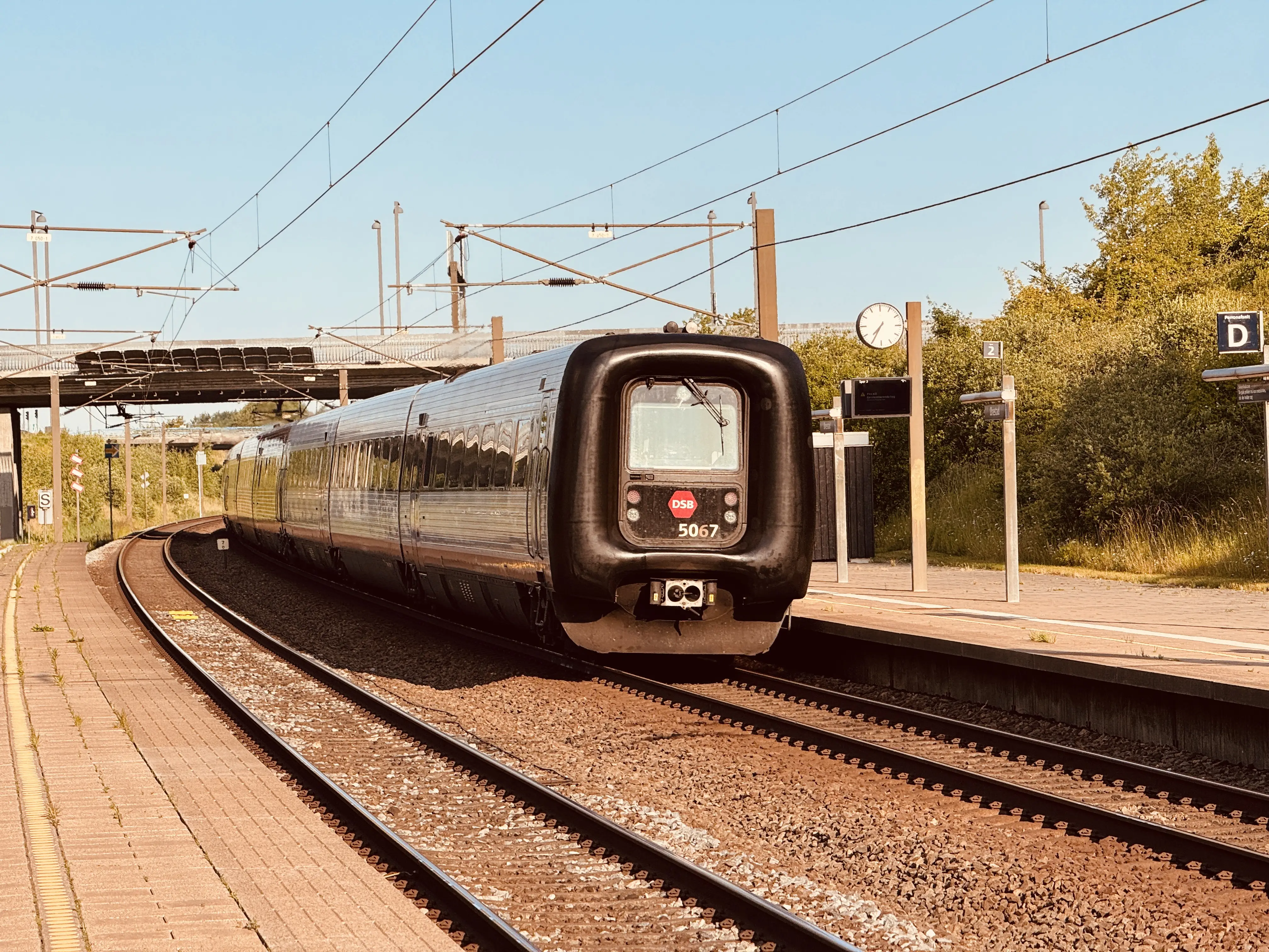 Billede af DSB MF 5067 fotograferet ud for Ørestad Trinbræt.