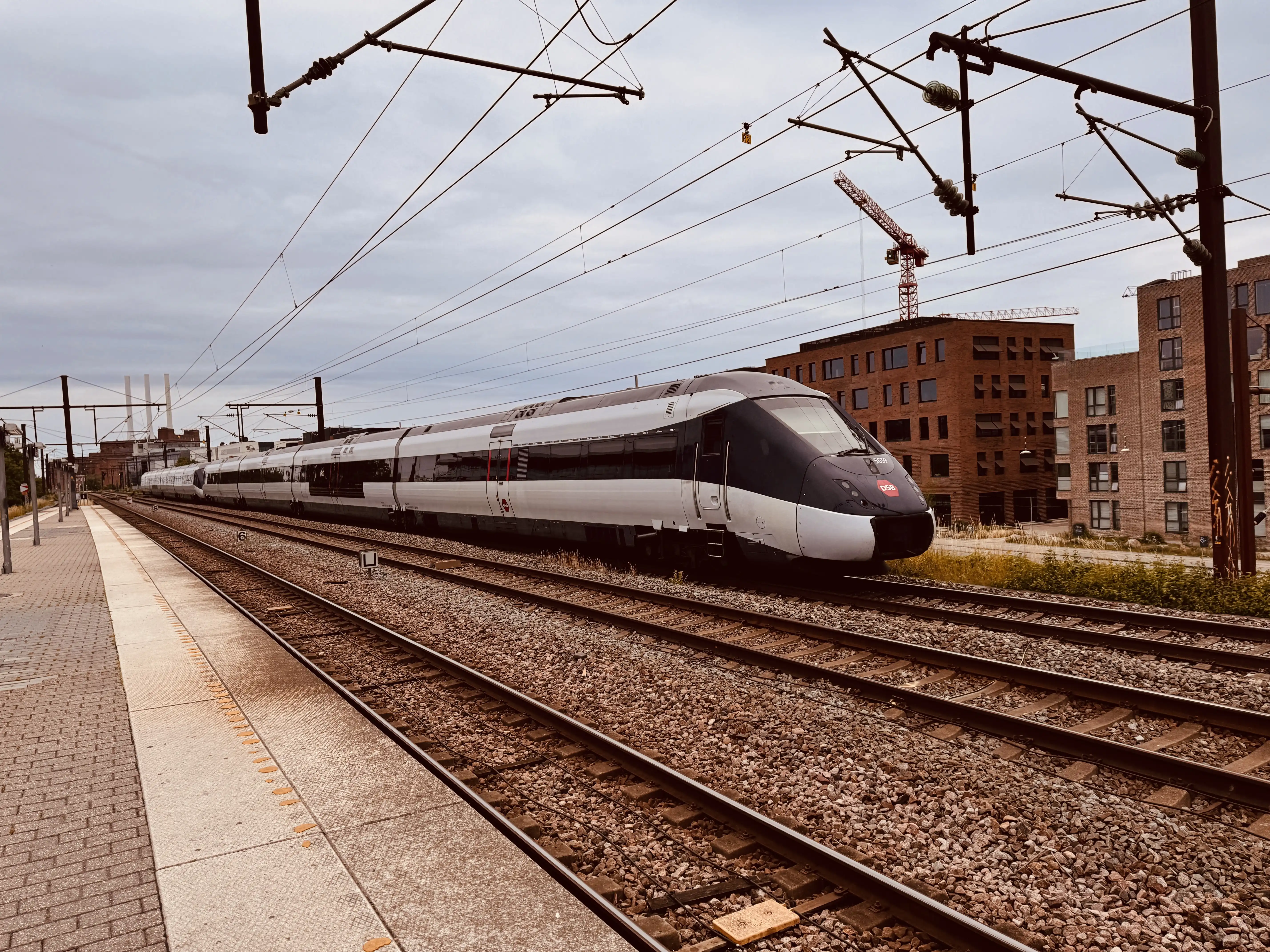Billede af DSB MG 5639 fotograferet ud for Nordhavn S-togstrinbræt.