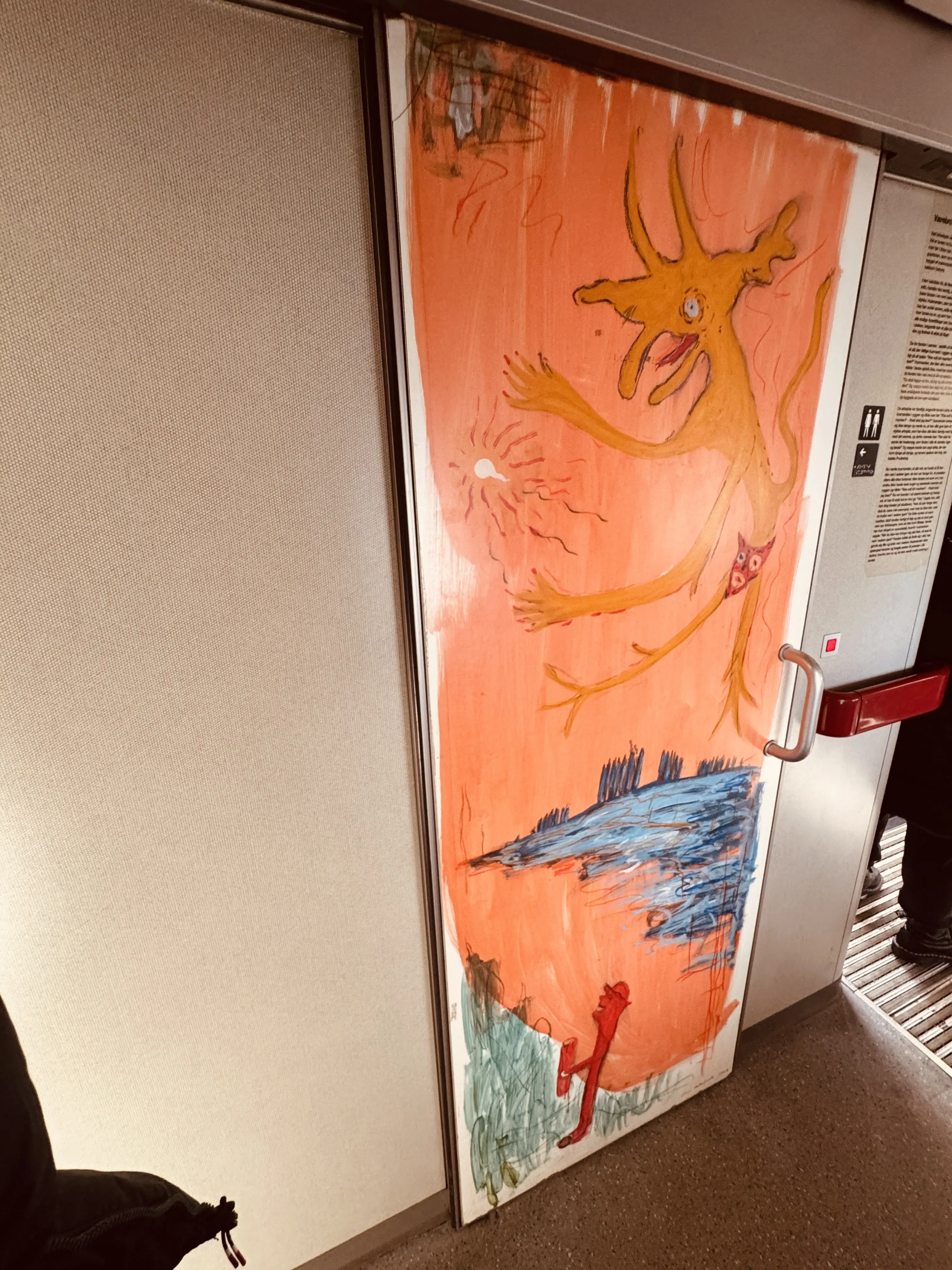 Billede af udsmykningen i DSB ER 2007.