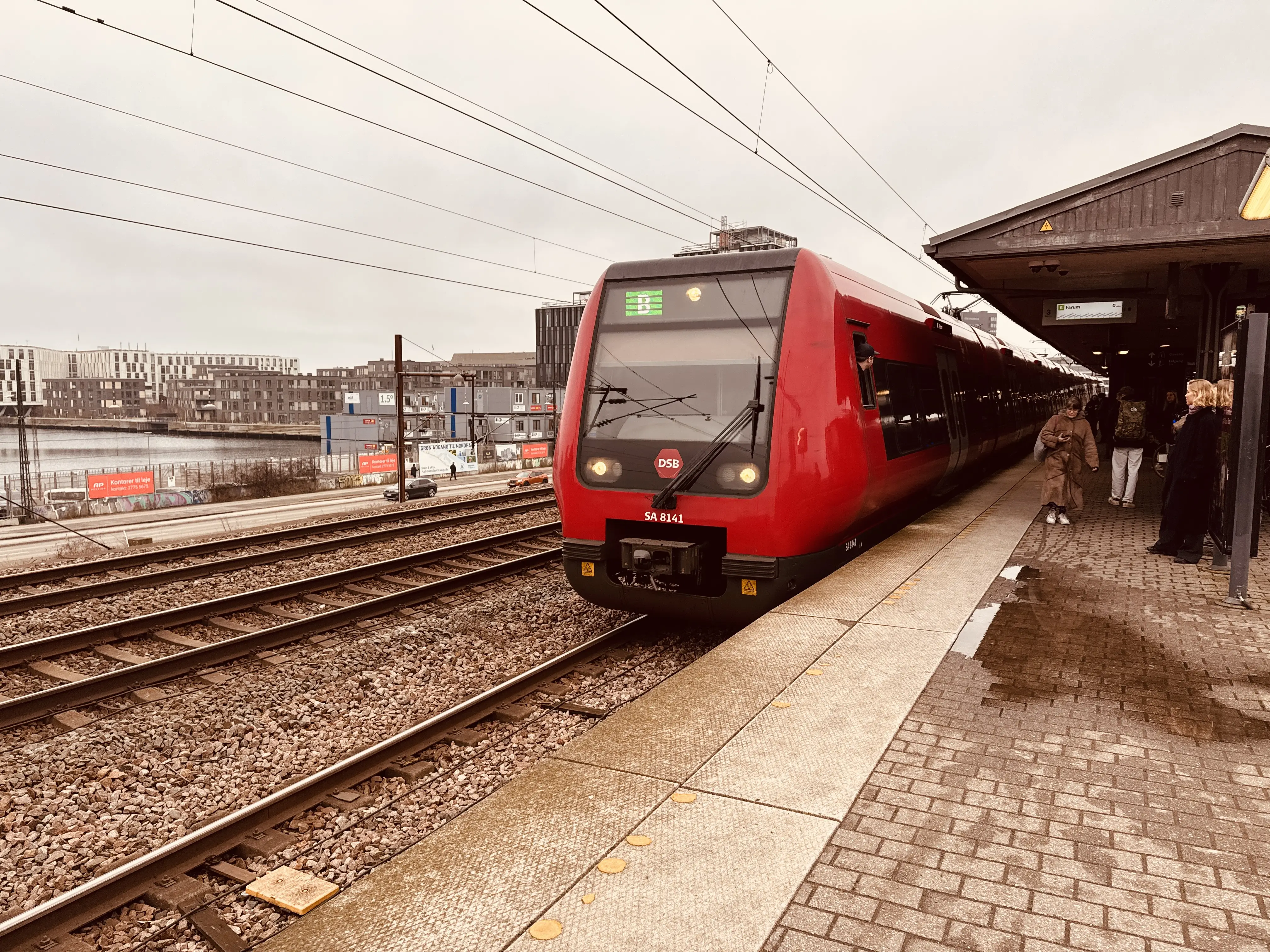Billede af DSB SA 8141 fotograferet ud for Nordhavn S-togstrinbræt. Billede af DSB SA 8141 fotograferet ud for Nordhavn S-togstrinbræt.
