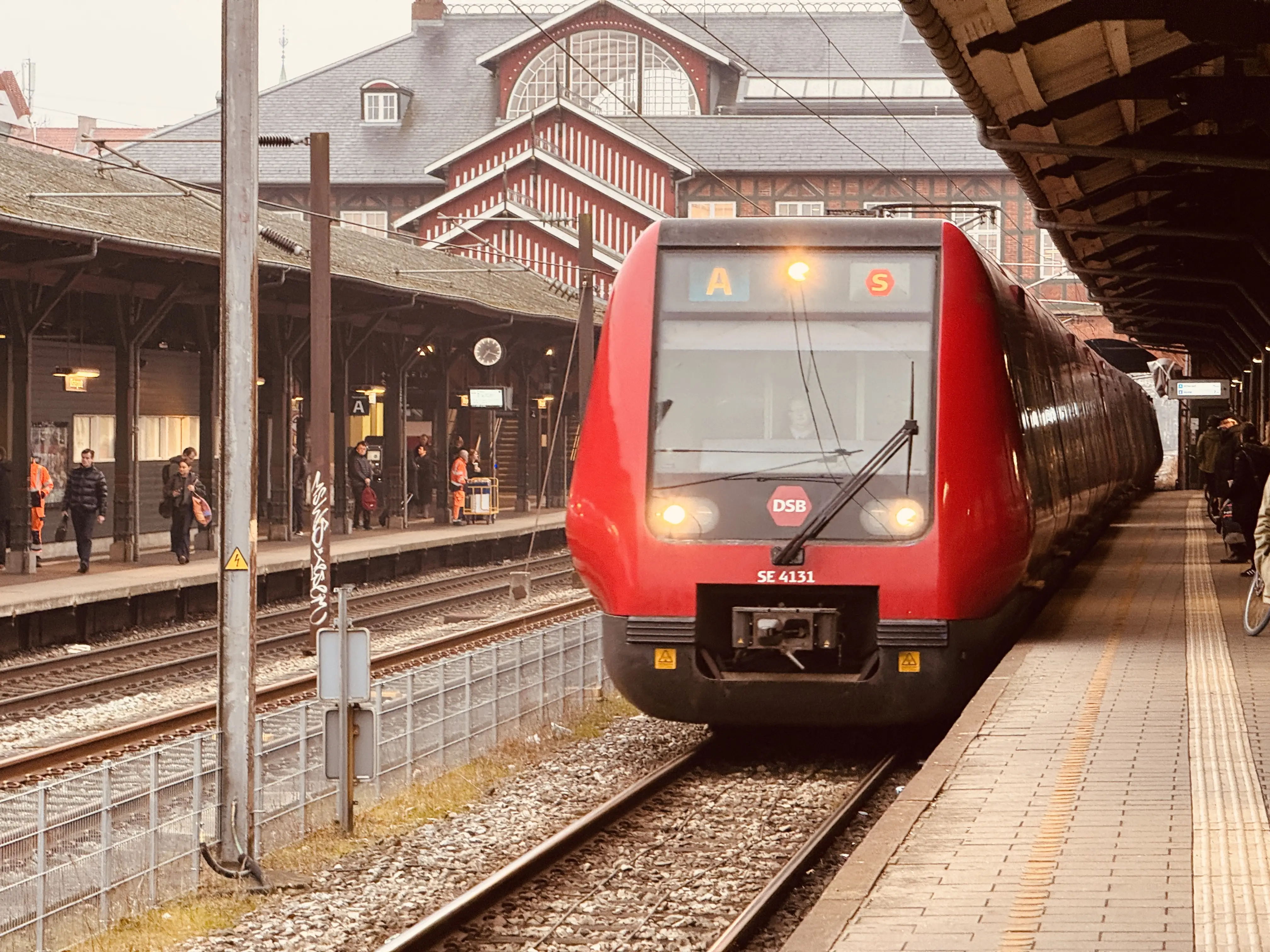 Billede af DSB SE 4131 fotograferet ud for Østerport Station. Billede af DSB SE 4131 fotograferet ud for Østerport Station.