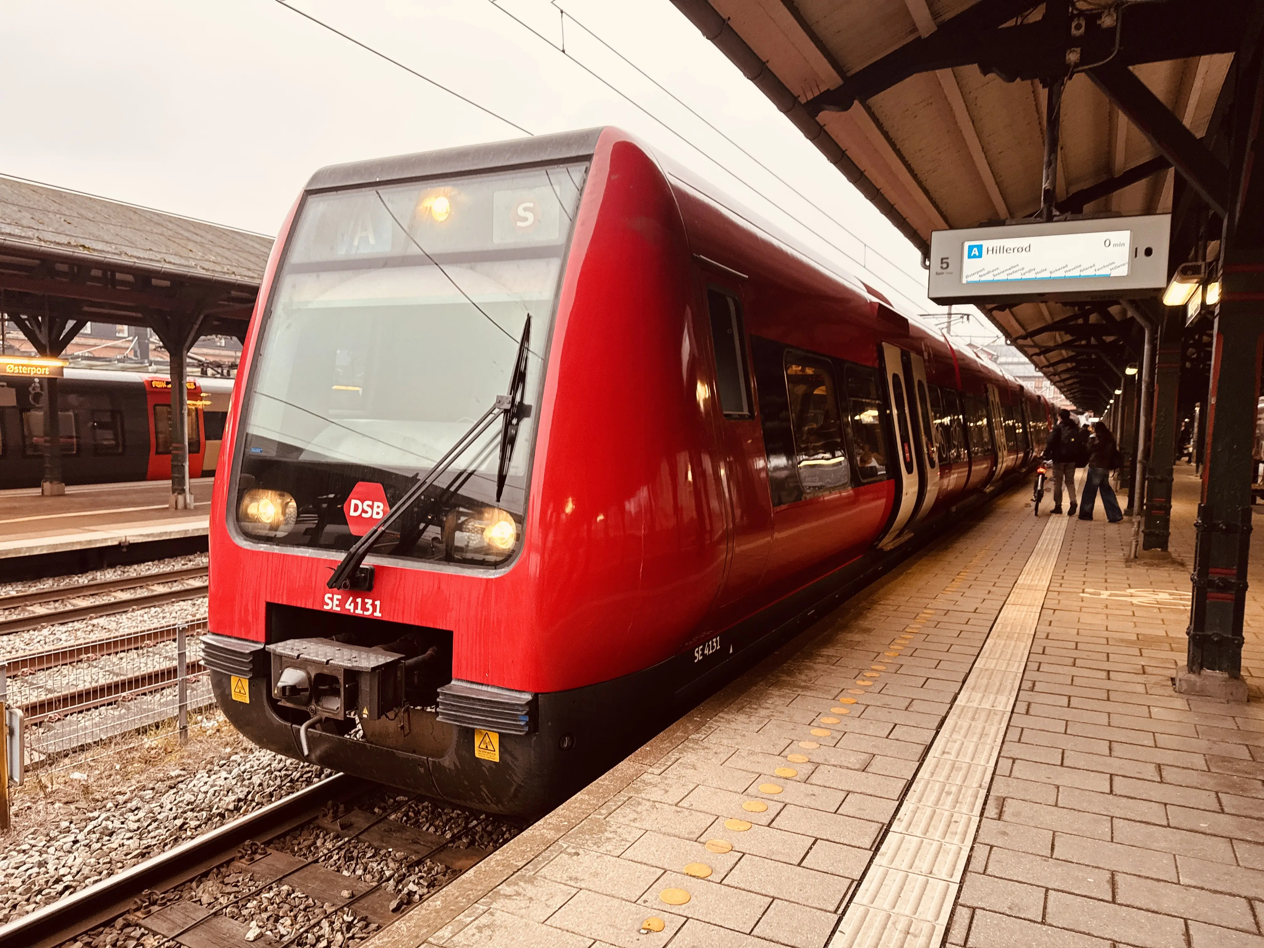 Billede af DSB SE 4131 fotograferet ud for Østerport Station. Billede af DSB SE 4131 fotograferet ud for Østerport Station.