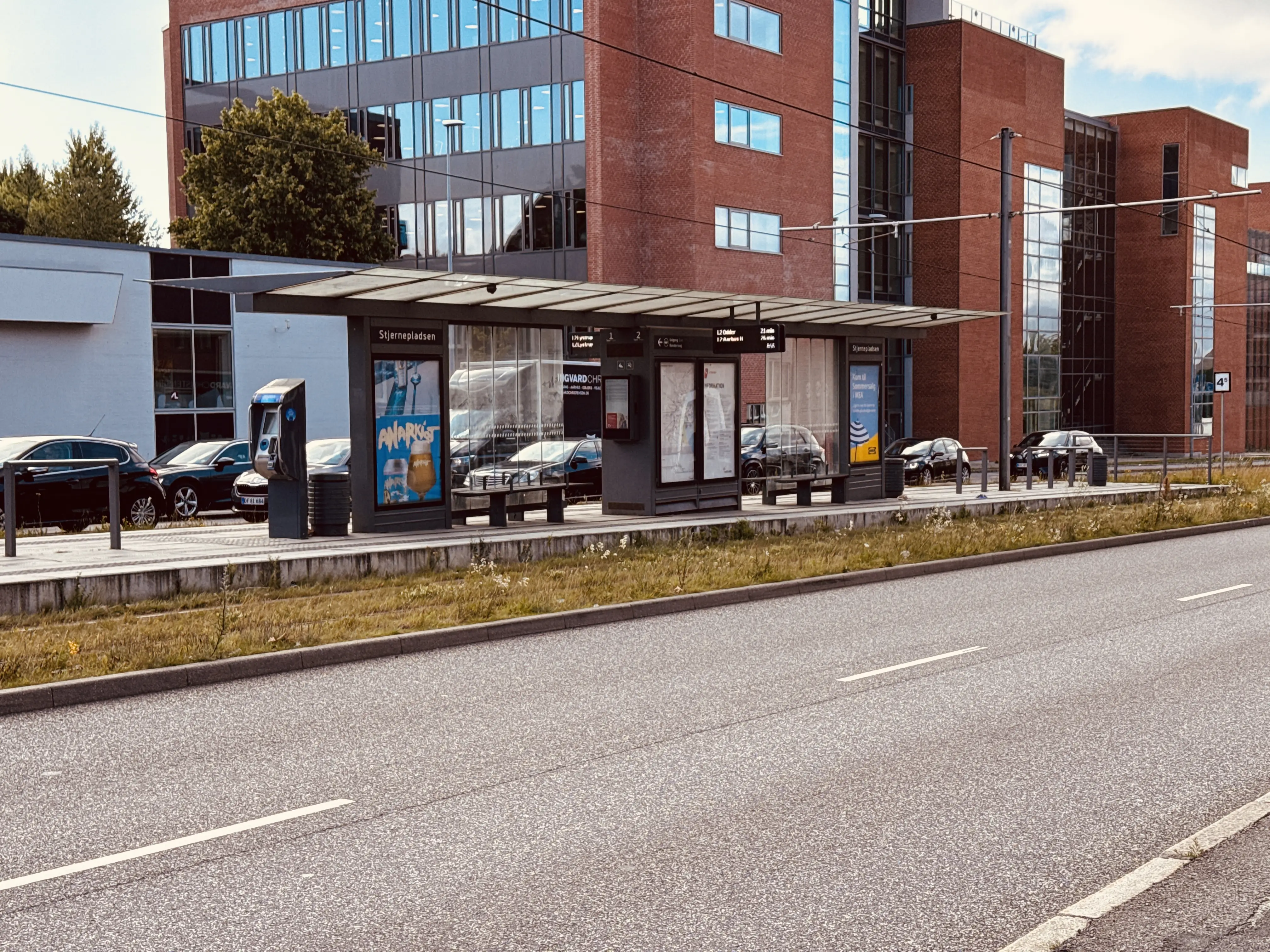 Billede af Stjernepladsen Letbanestation. Billede af Stjernepladsen Letbanestation.