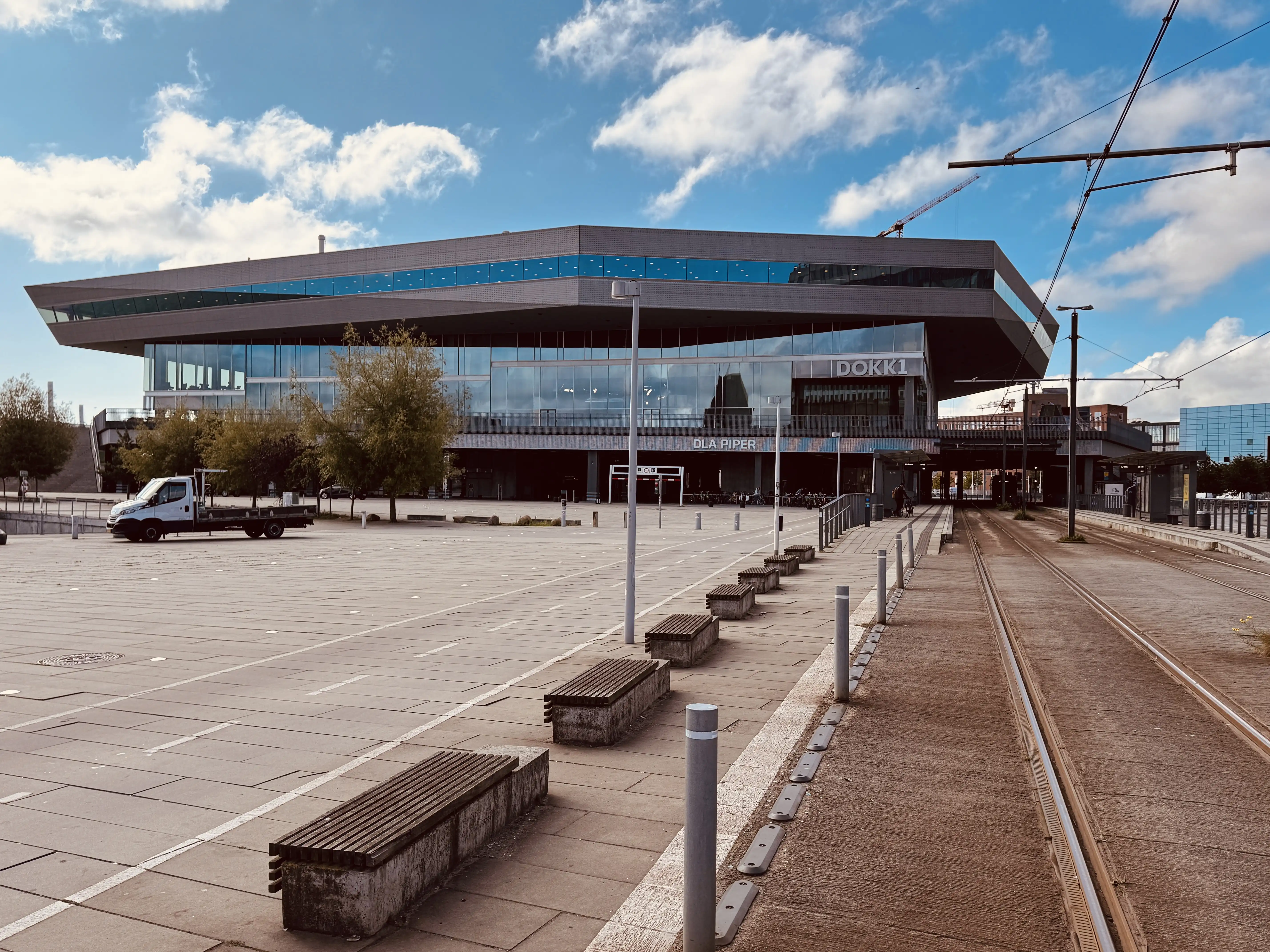 Billede af Dokk1 Letbanestation. Billede af Dokk1 Letbanestation.