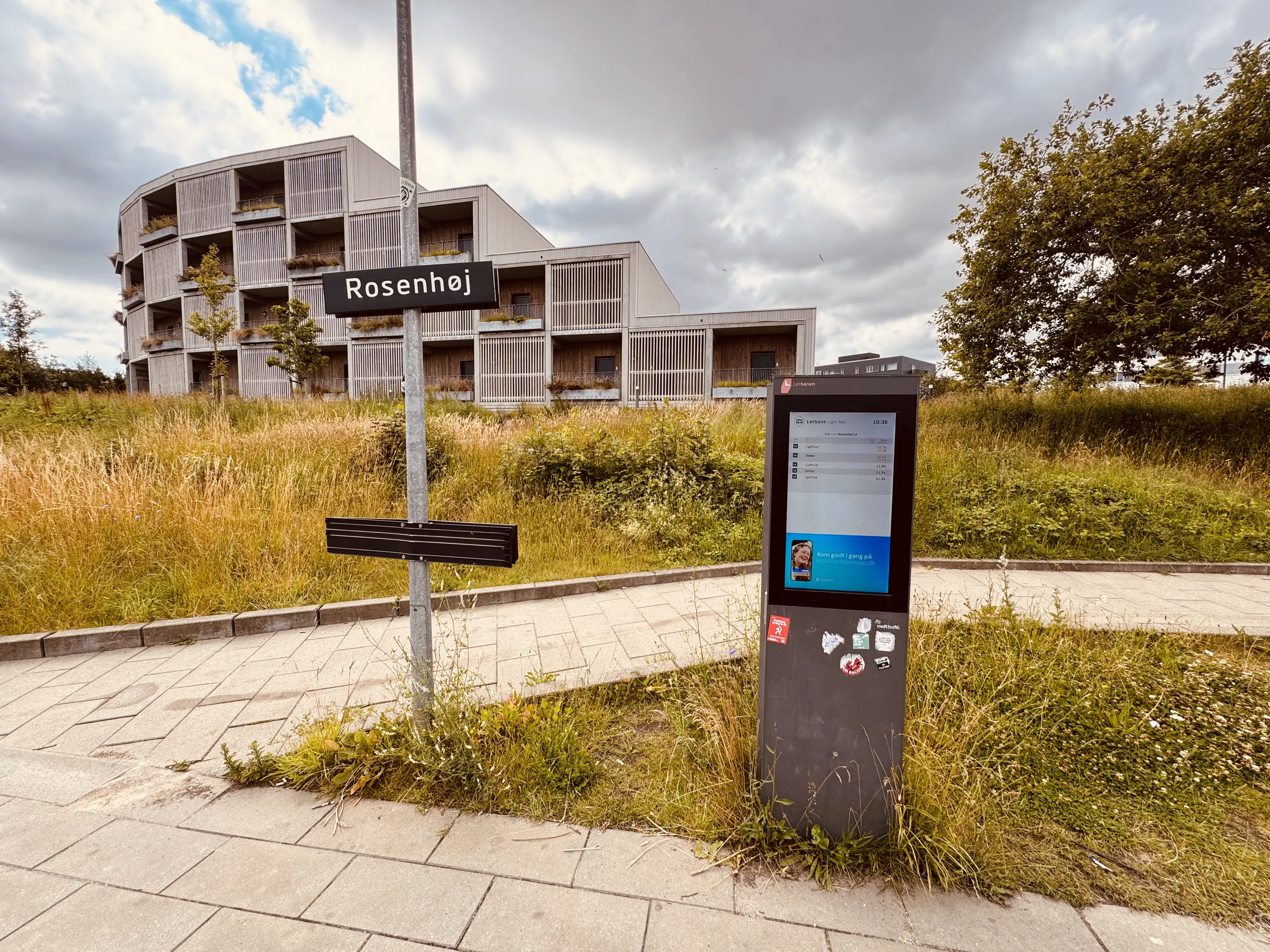 Billede af Rosenhøj Letbanestation.