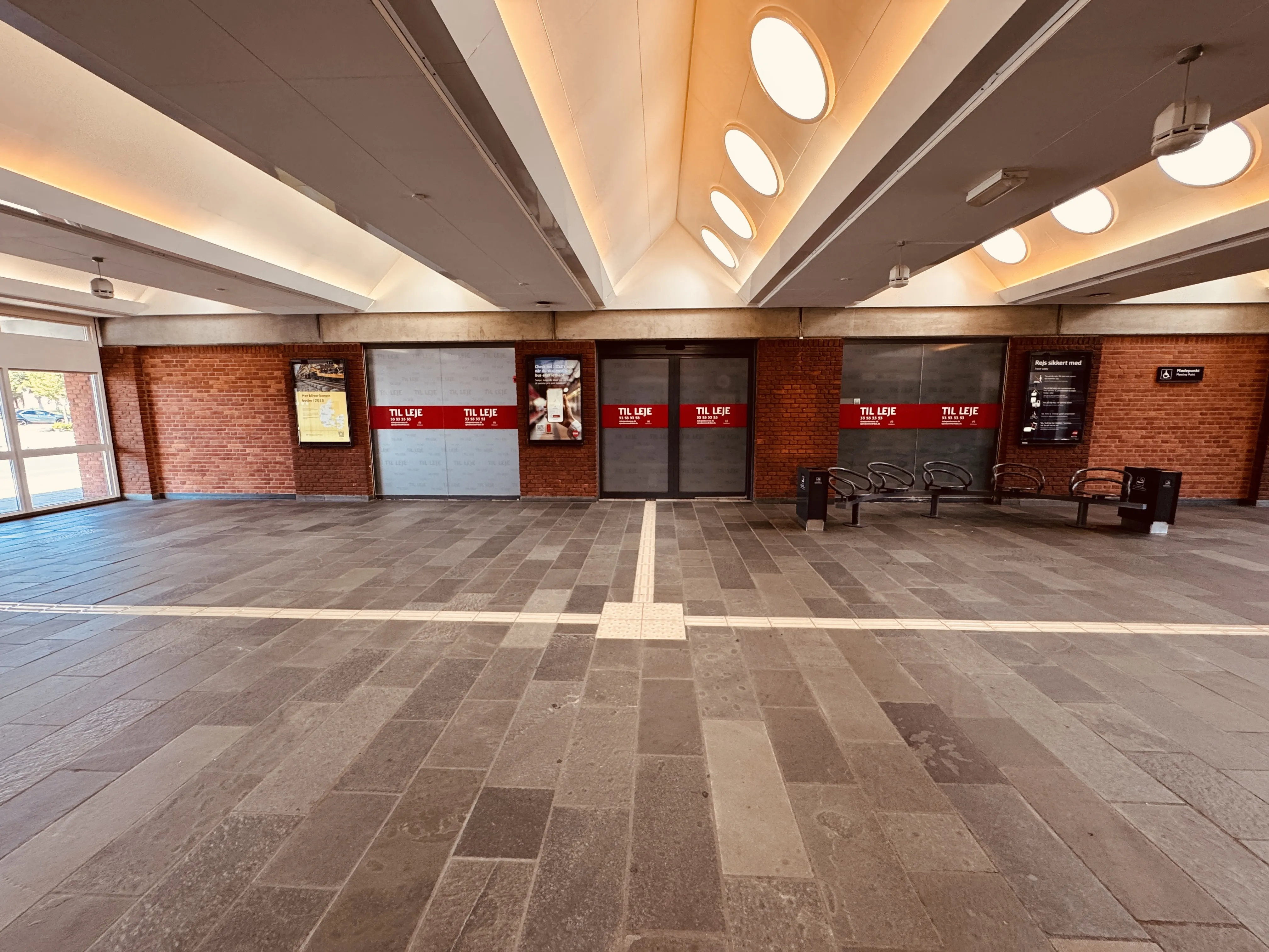 Billede af Frederikshavn Station. Billede af Frederikshavn Station.