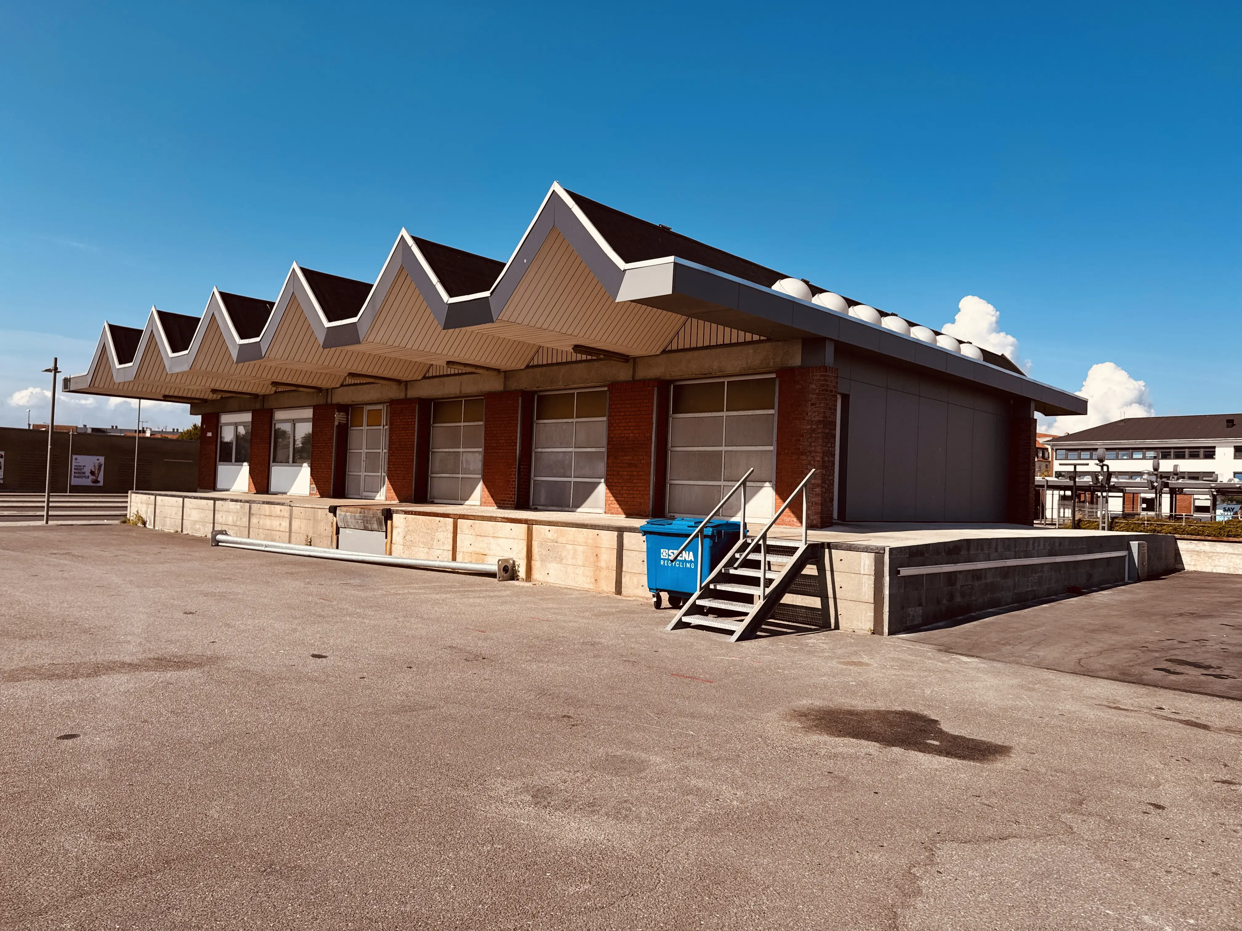 Billede af Frederikshavn Stations varehus. Billede af Frederikshavn Stations varehus.