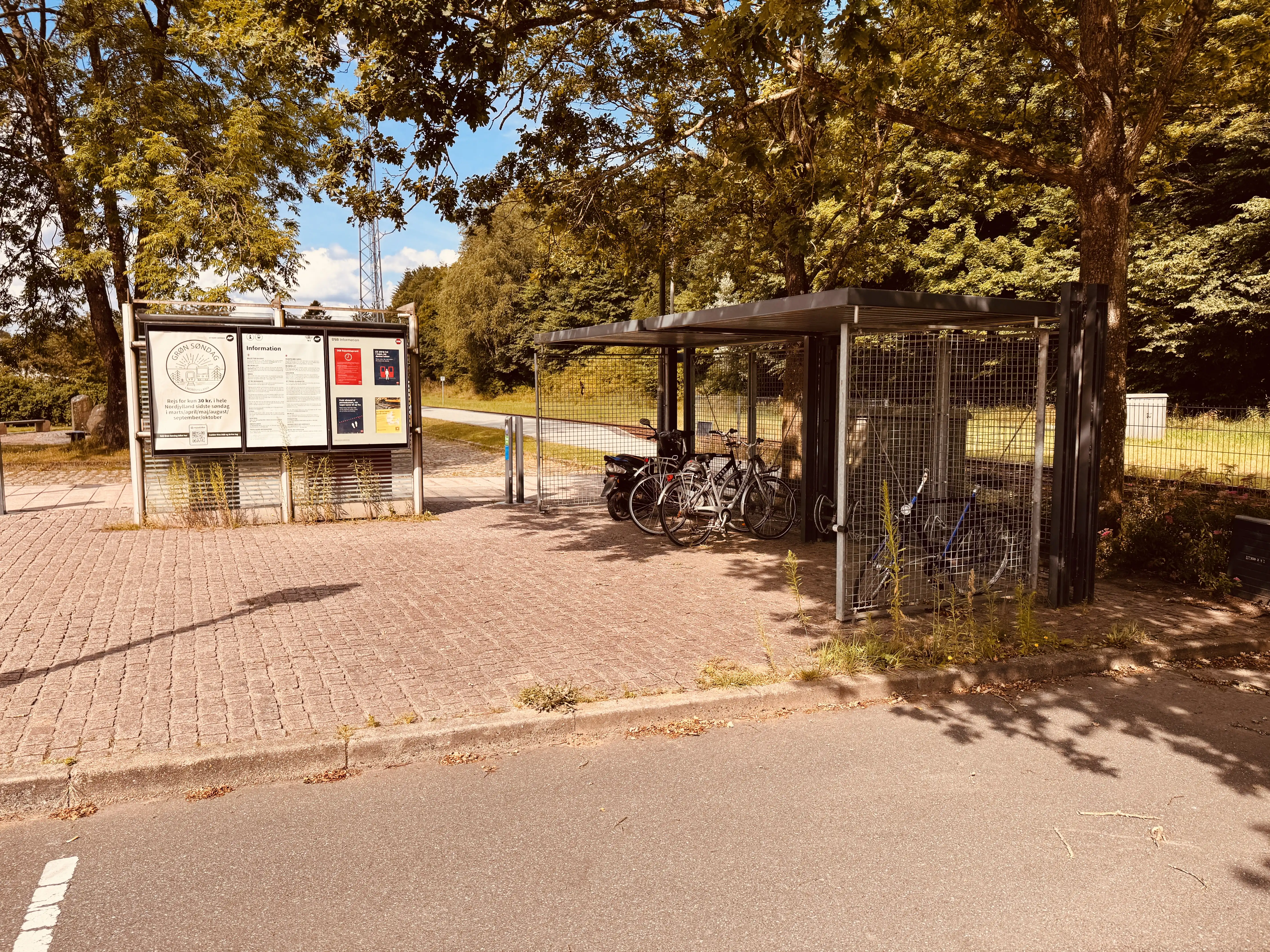 Billede af Tolne Trinbræt.