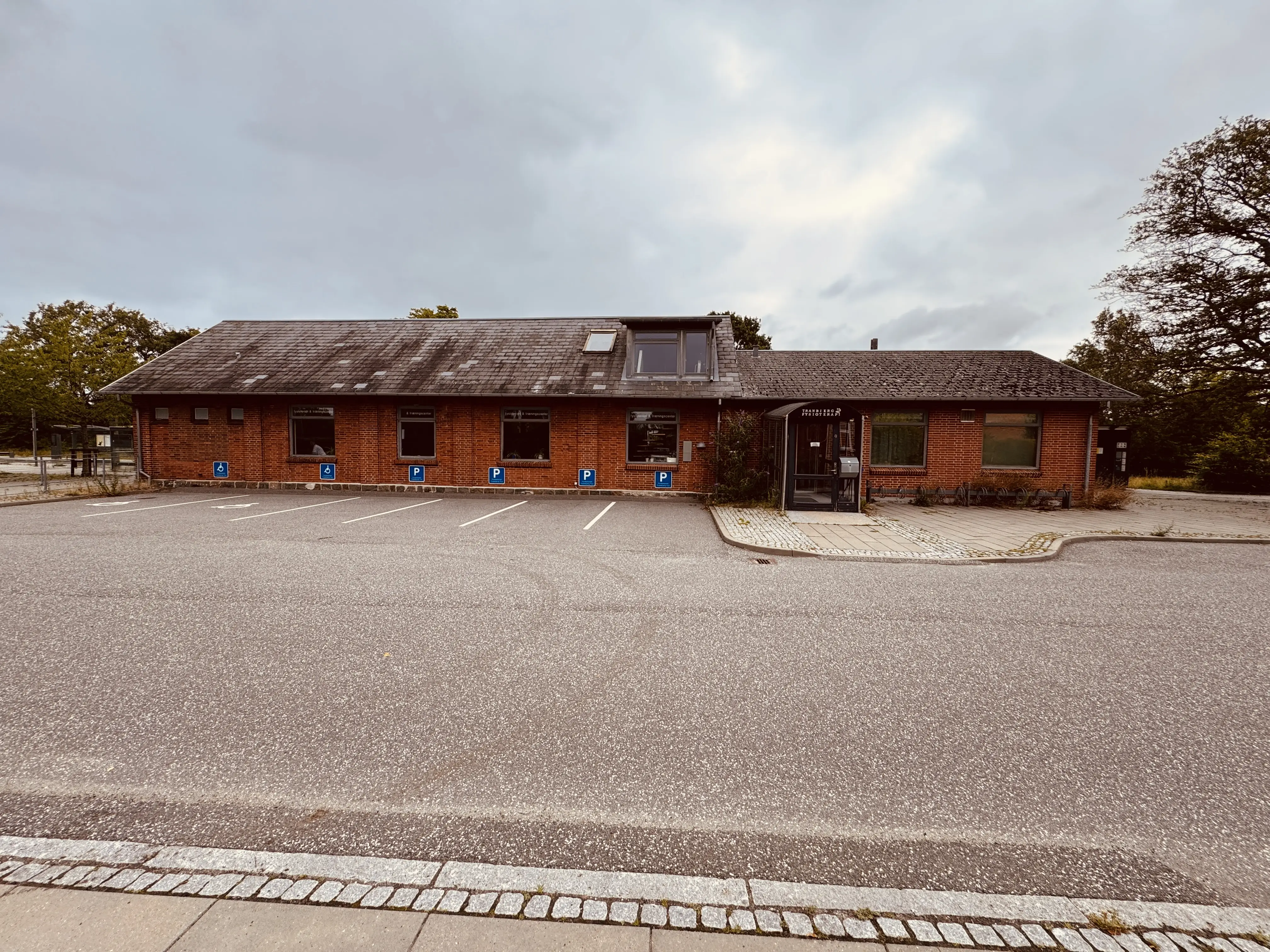 Billede af Tranbjerg Letbanestation.