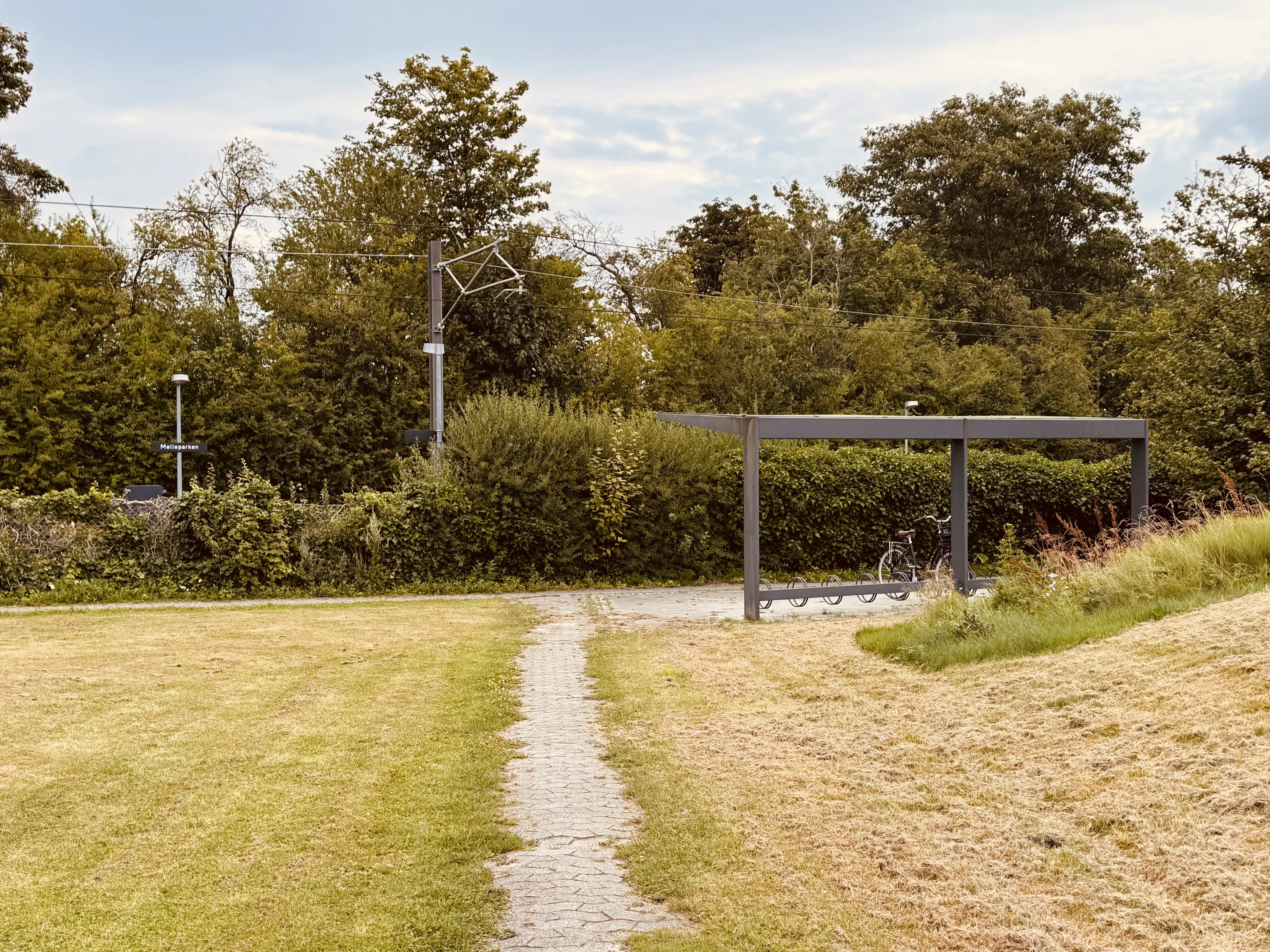 Billede af Mølleparken Letbanestation.