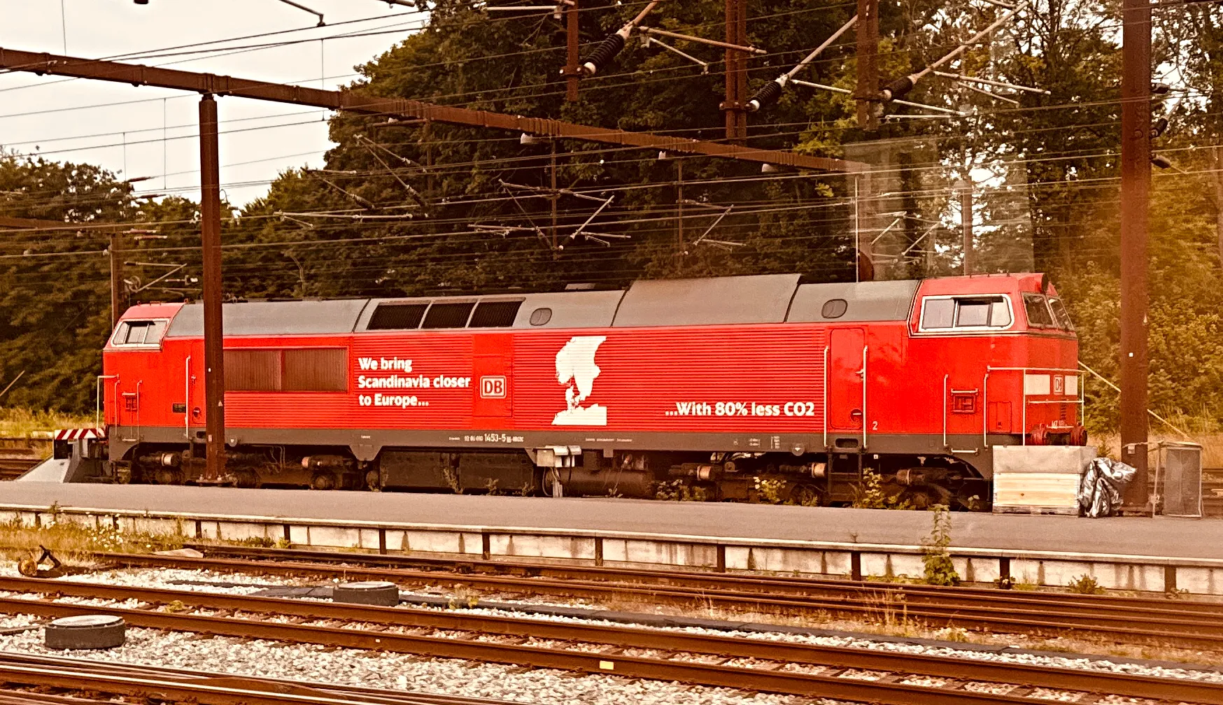 Billede af DBCSC MZ 1453, tidligere DSB MZ 1453 fotograferet ud for Fredericia Station. Billede af DBCSC MZ 1453, tidligere DSB MZ 1453 fotograferet ud for Fredericia Station.