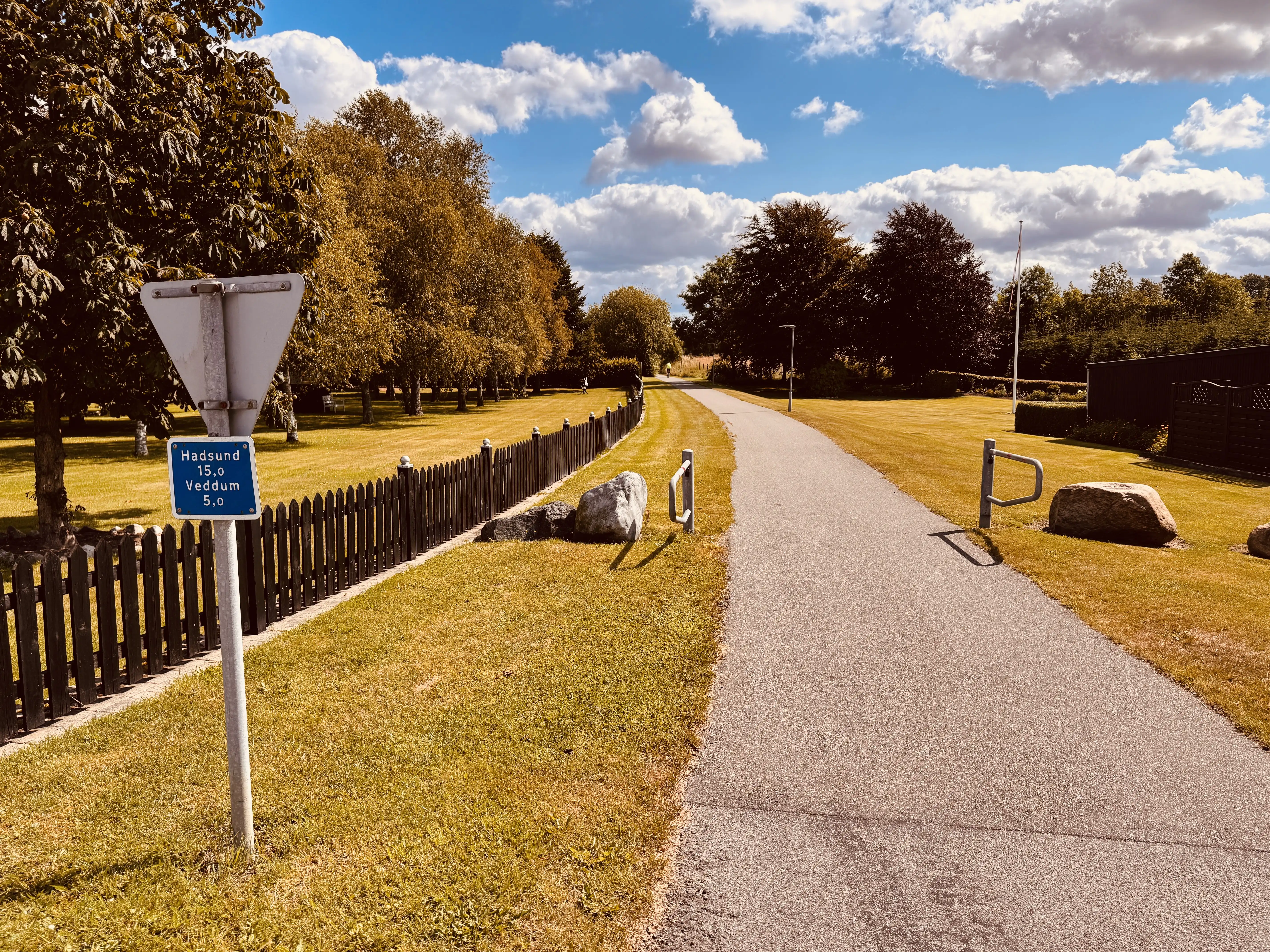 Billede af Solbjerg By Trinbræt - Trinbræt er nedrevet, men Solbjerg By Trinbræt har ligget her.