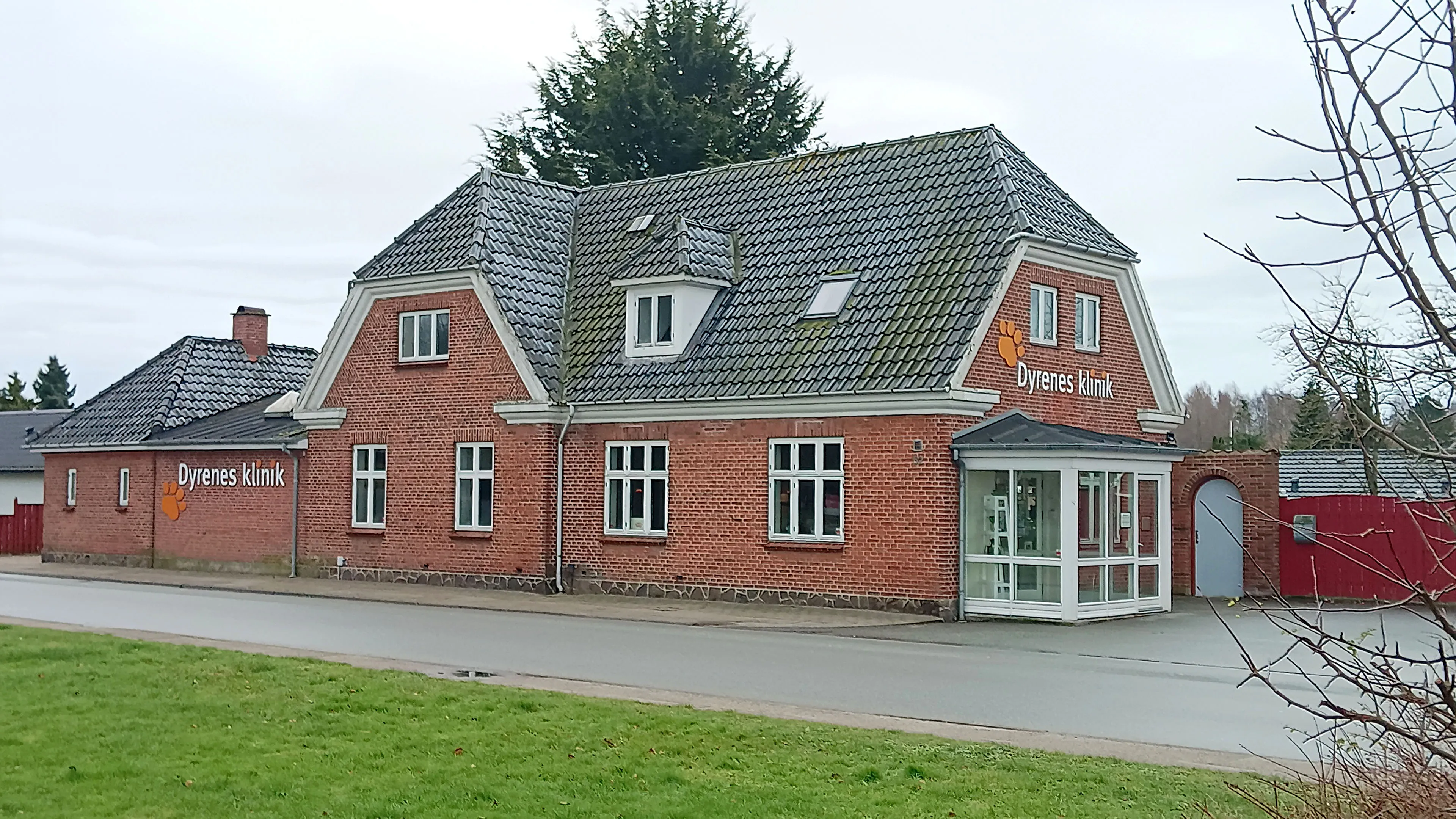 Billede af Korup Station. Billede af Korup Station.