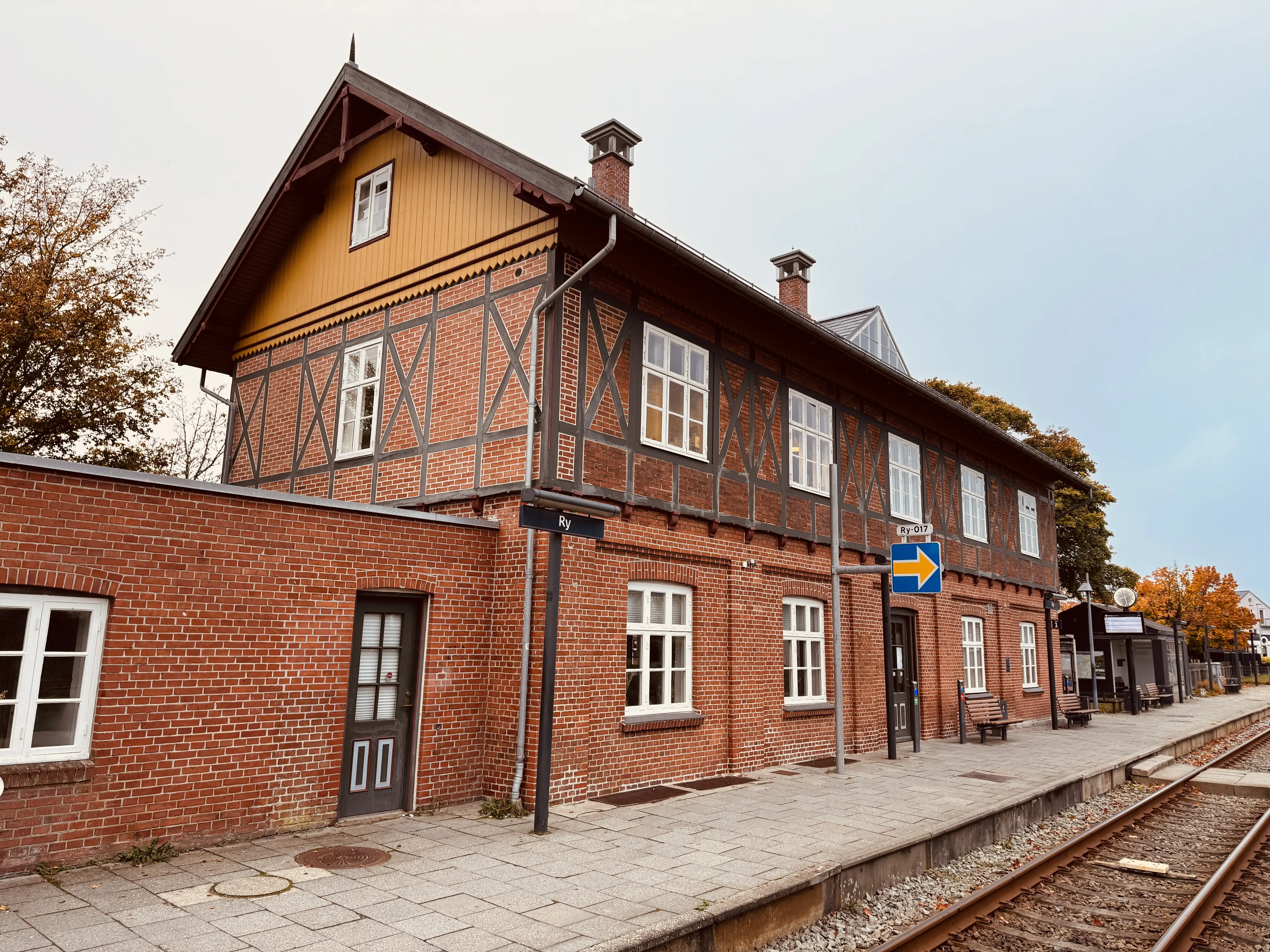 Billede af Ry Station.