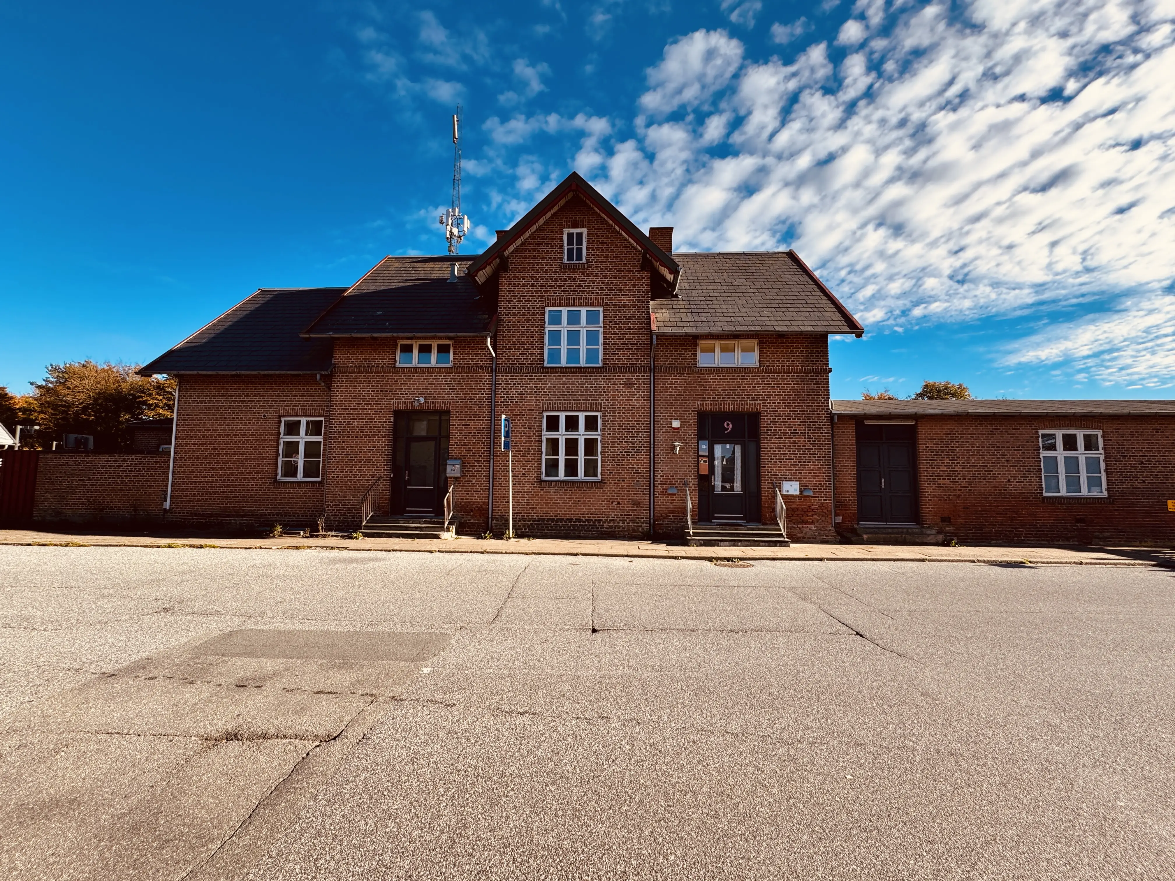 Billede af Hammerum Station. Billede af Hammerum Station.