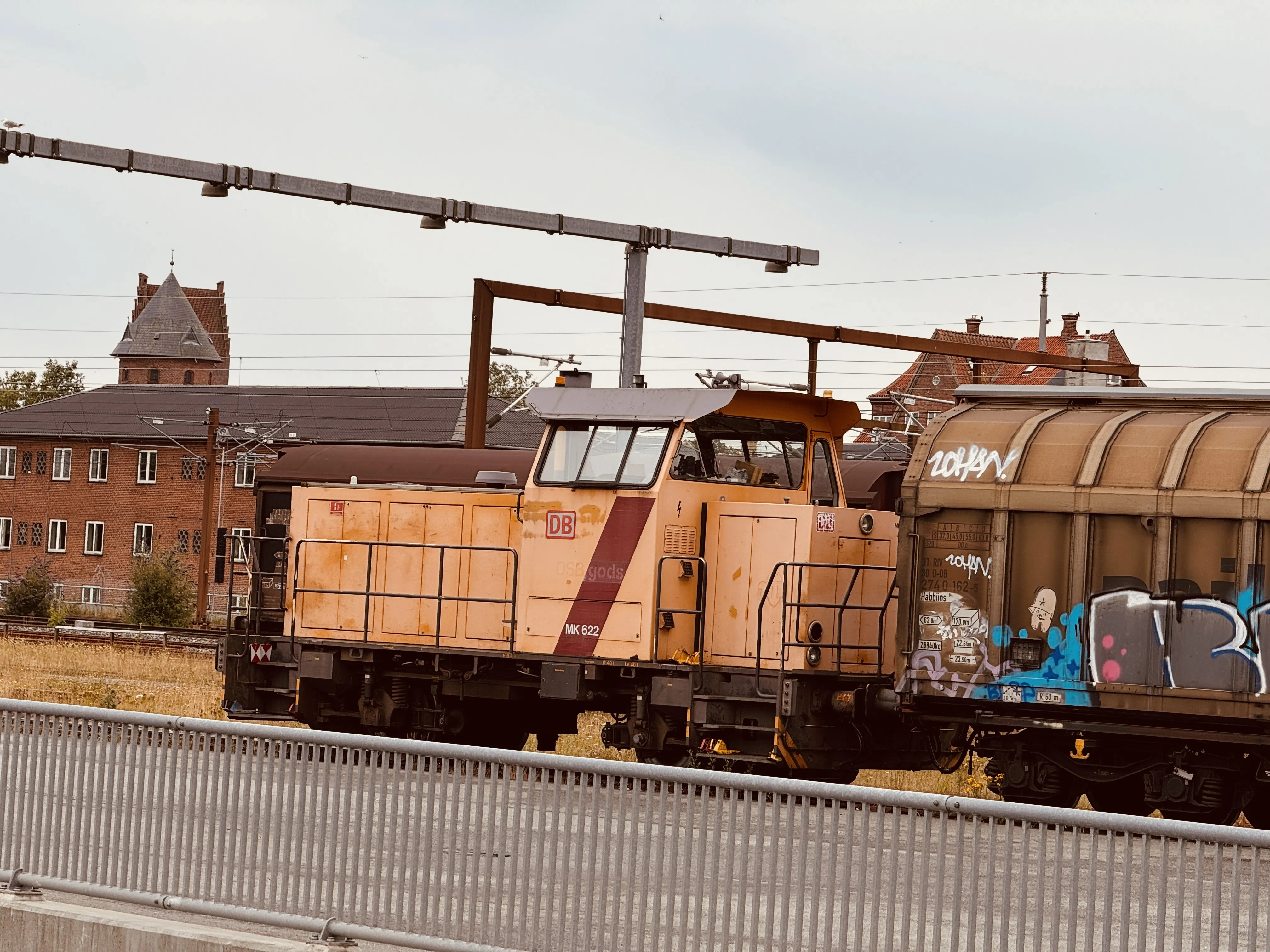 Billede af DBCSC MK 622, tidligere DSB MK 622 fotograferet ud for Køge Station.