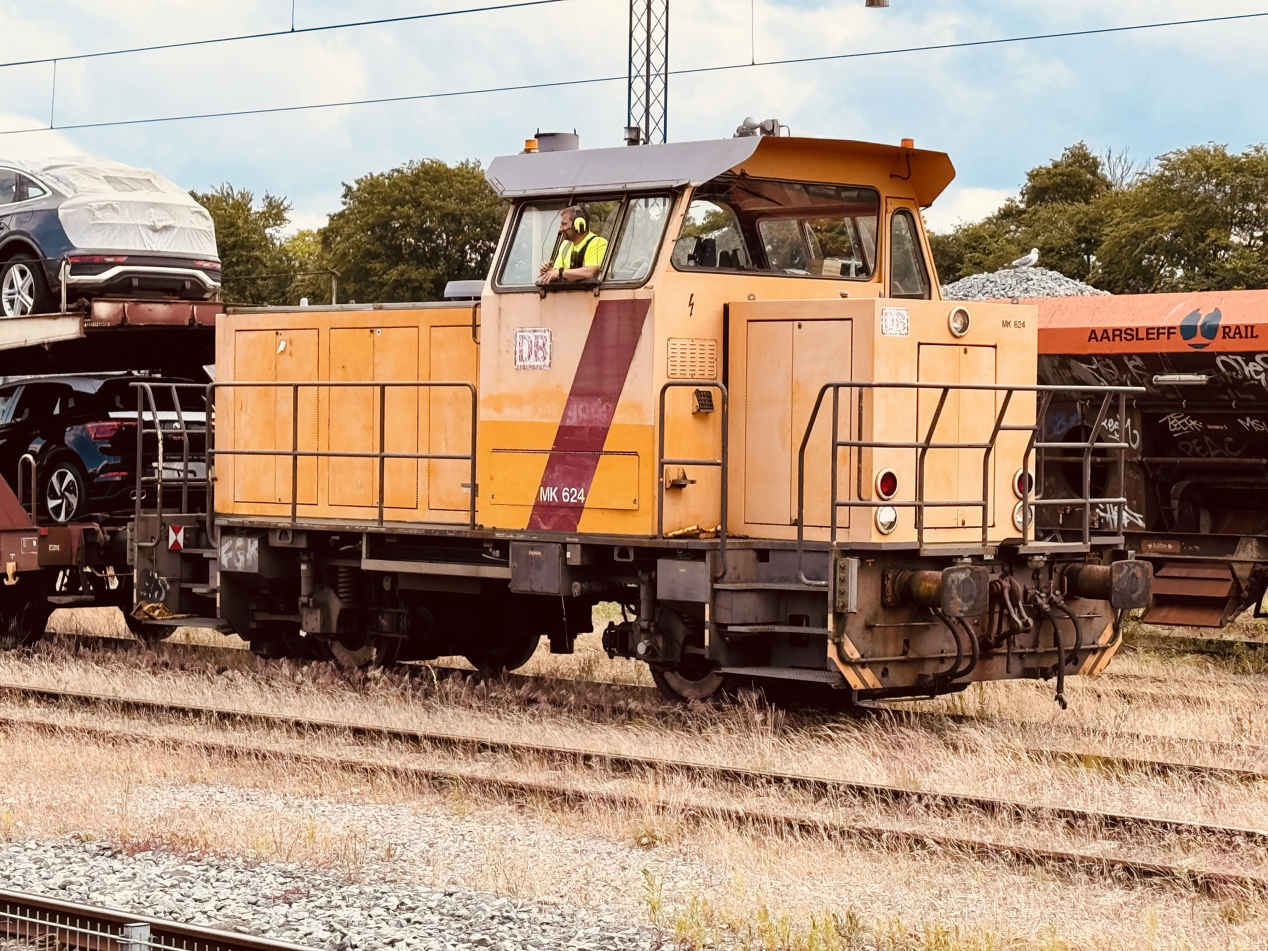 Billede af DBCSC MK 624, tidligere DSB MK 624 fotograferet ud for Ringsted Station.