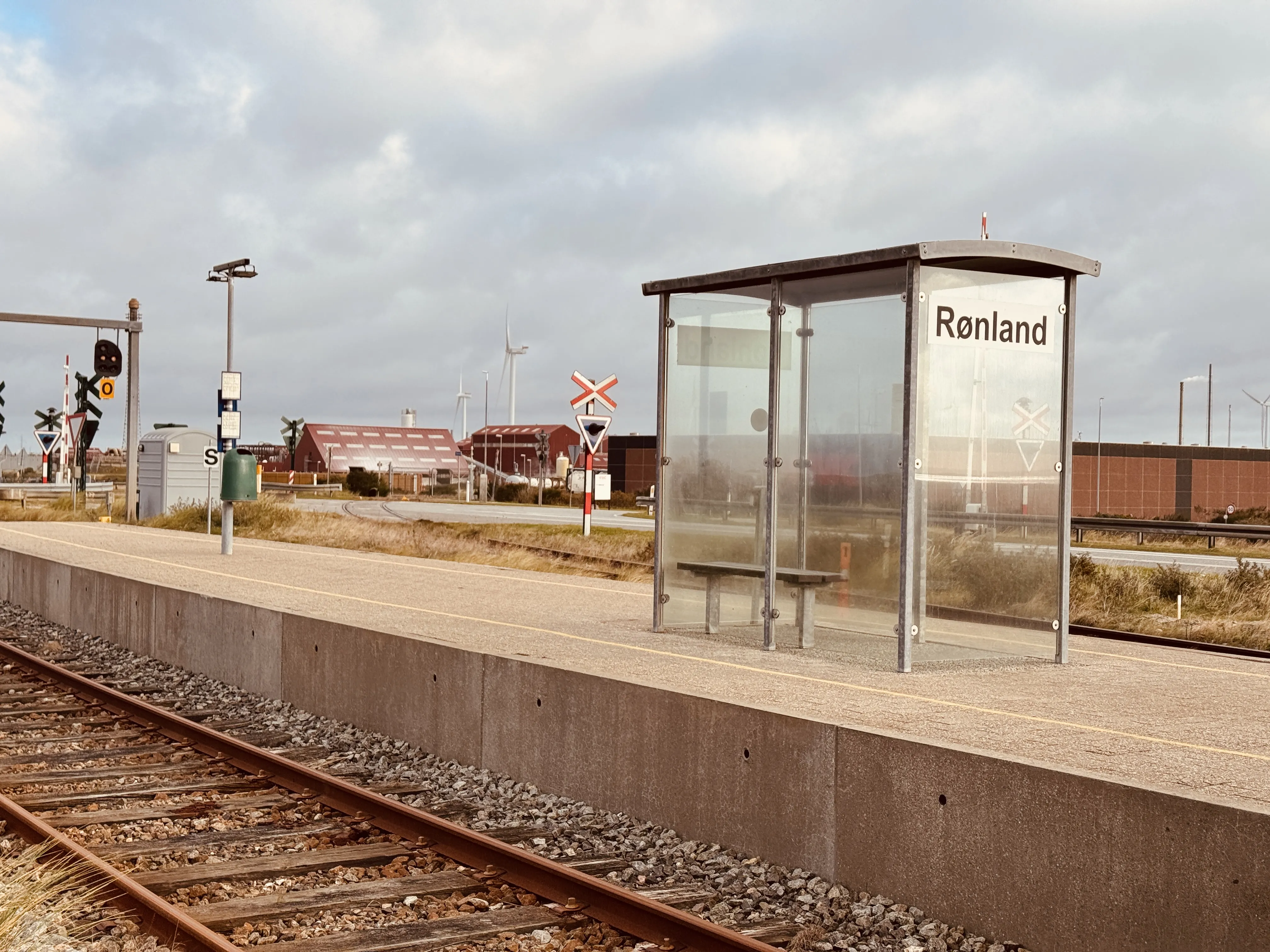 Billede af Rønland Trinbræt. Billede af Rønland Trinbræt.