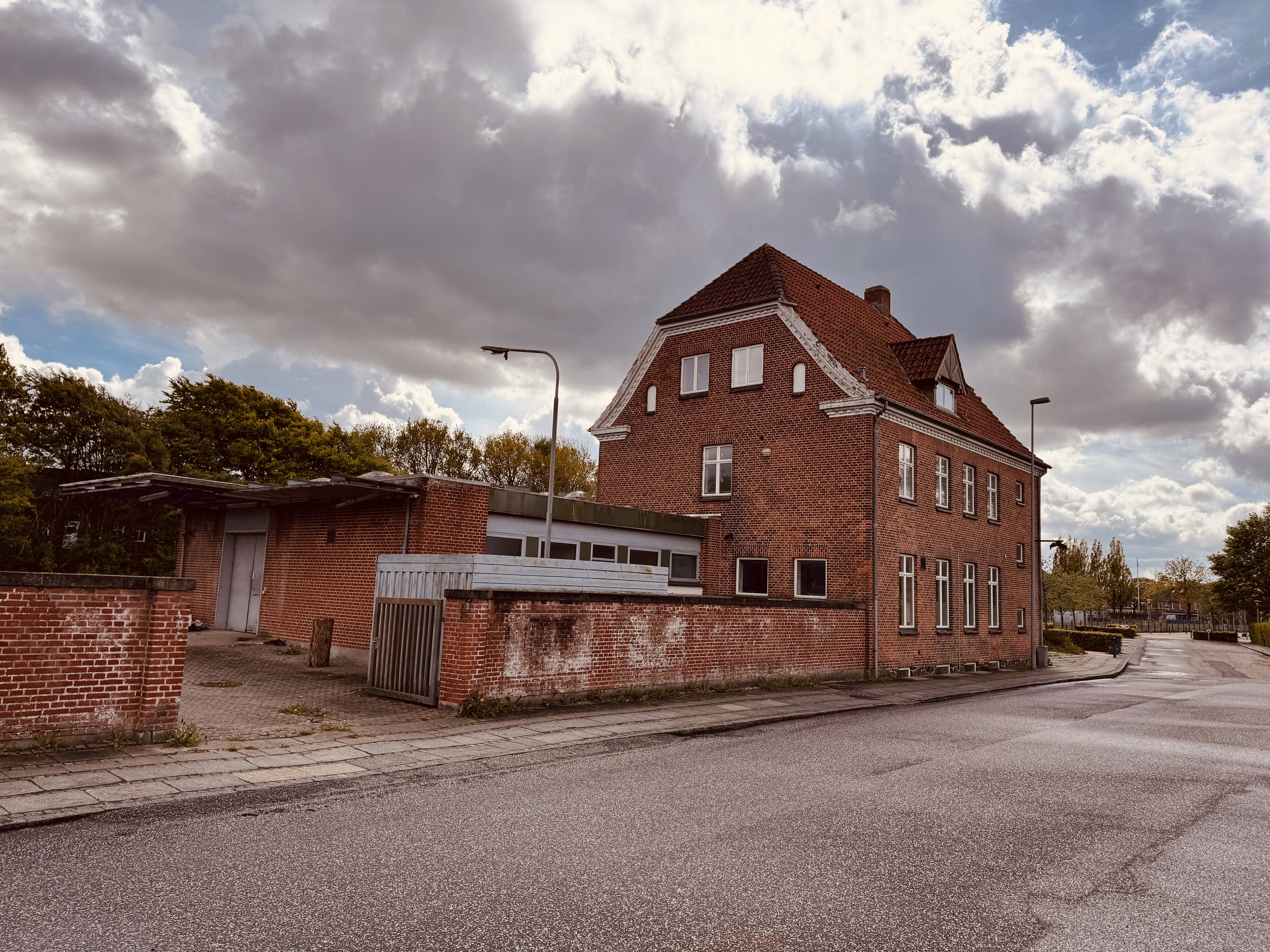 Billede af Posthuset ved Vinderup Station.