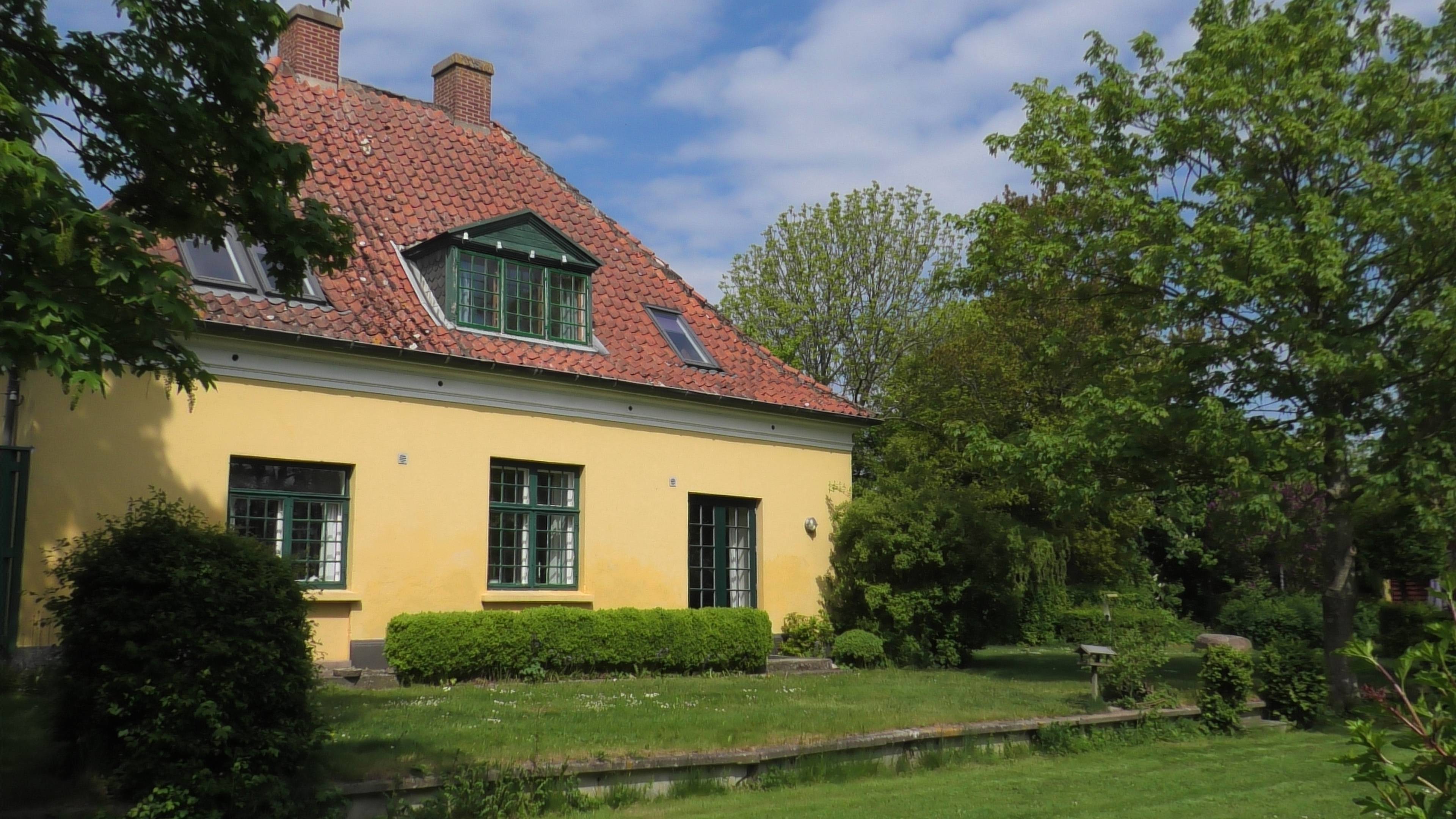 Billede af Flintinge Station med perronkant.